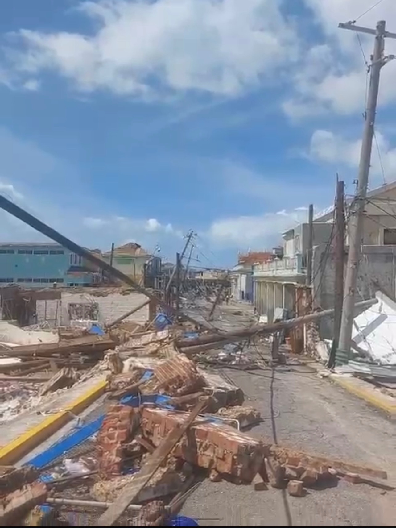 Bring Hope to Hilltop: Hurricane Relief Needed campaign photo, 2 of 8
