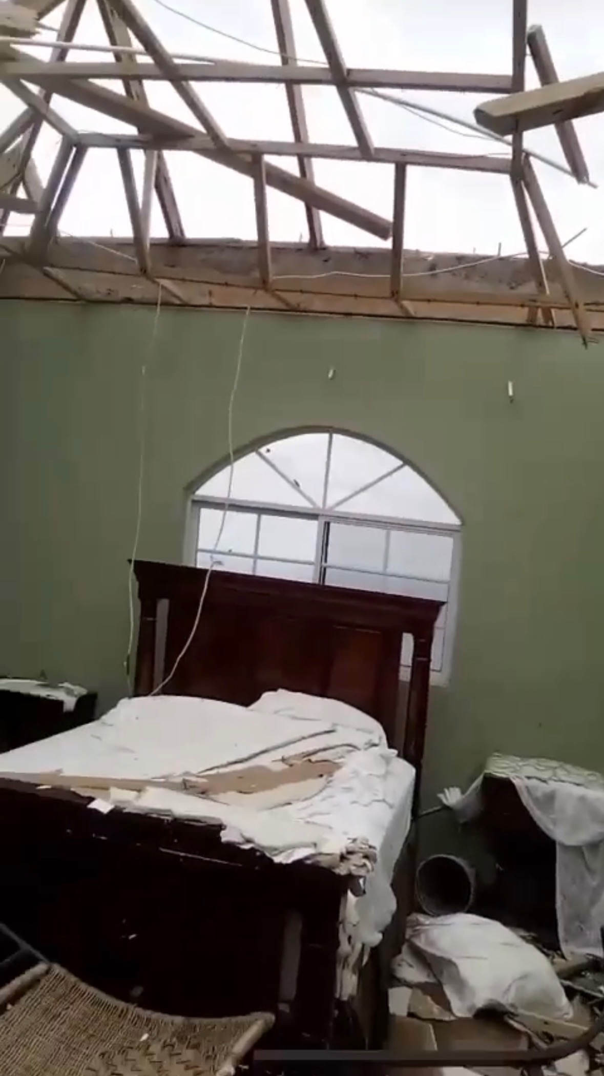 Help Marvette rebuild after hurricane Melissa campaign photo, 4 of 8