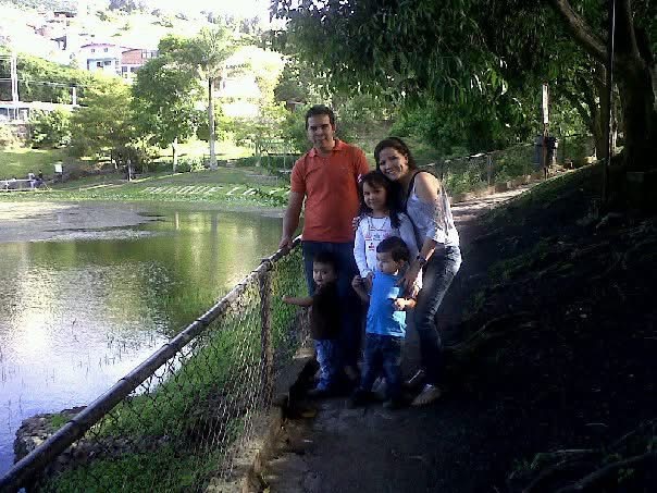 Help Frank May Rosales Beat Lymphatic Cancer campaign photo, 2 of 7