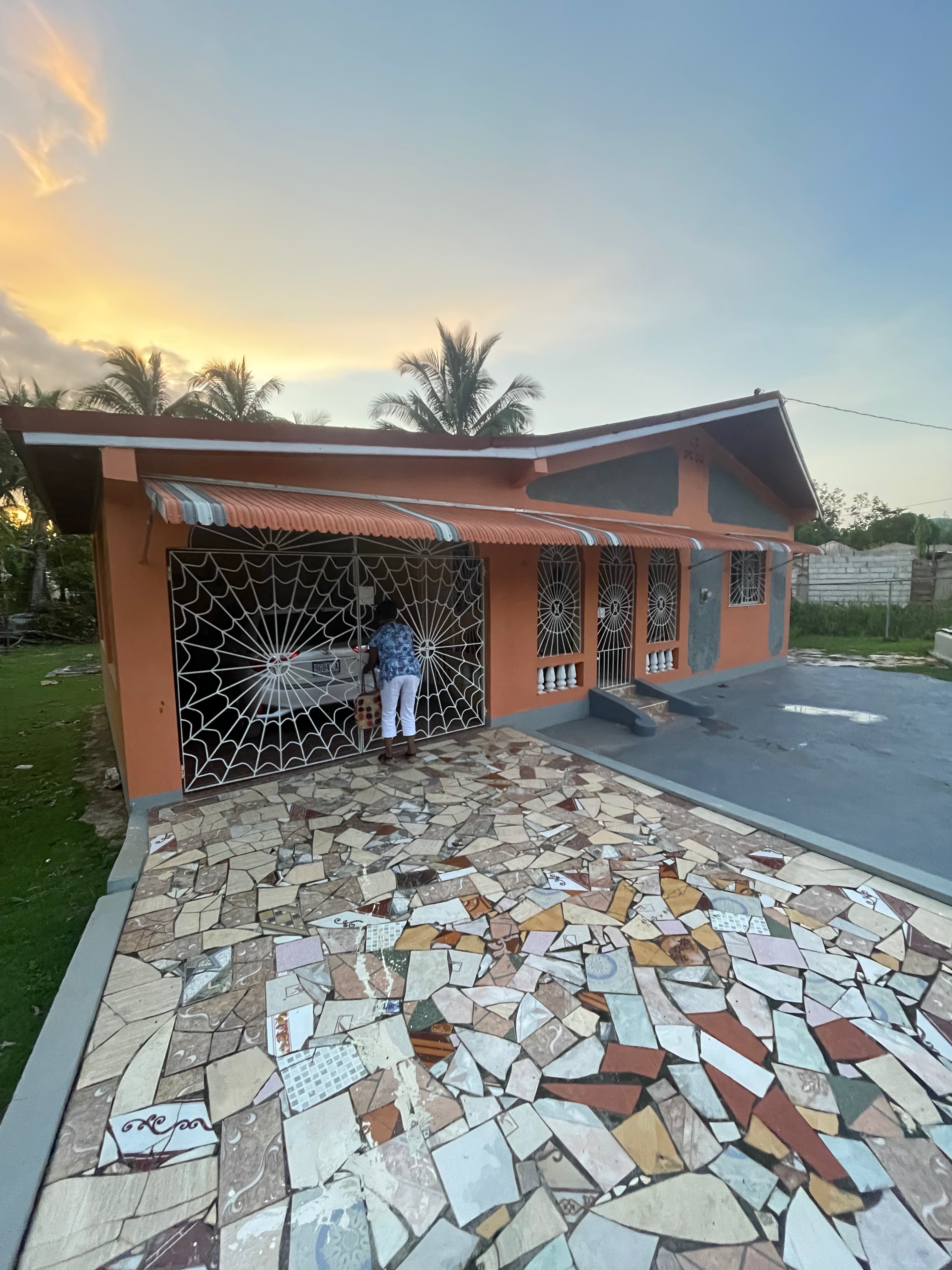 Relief for Thornton village, St Elizabeth, Jamaica campaign photo, 5 of 5