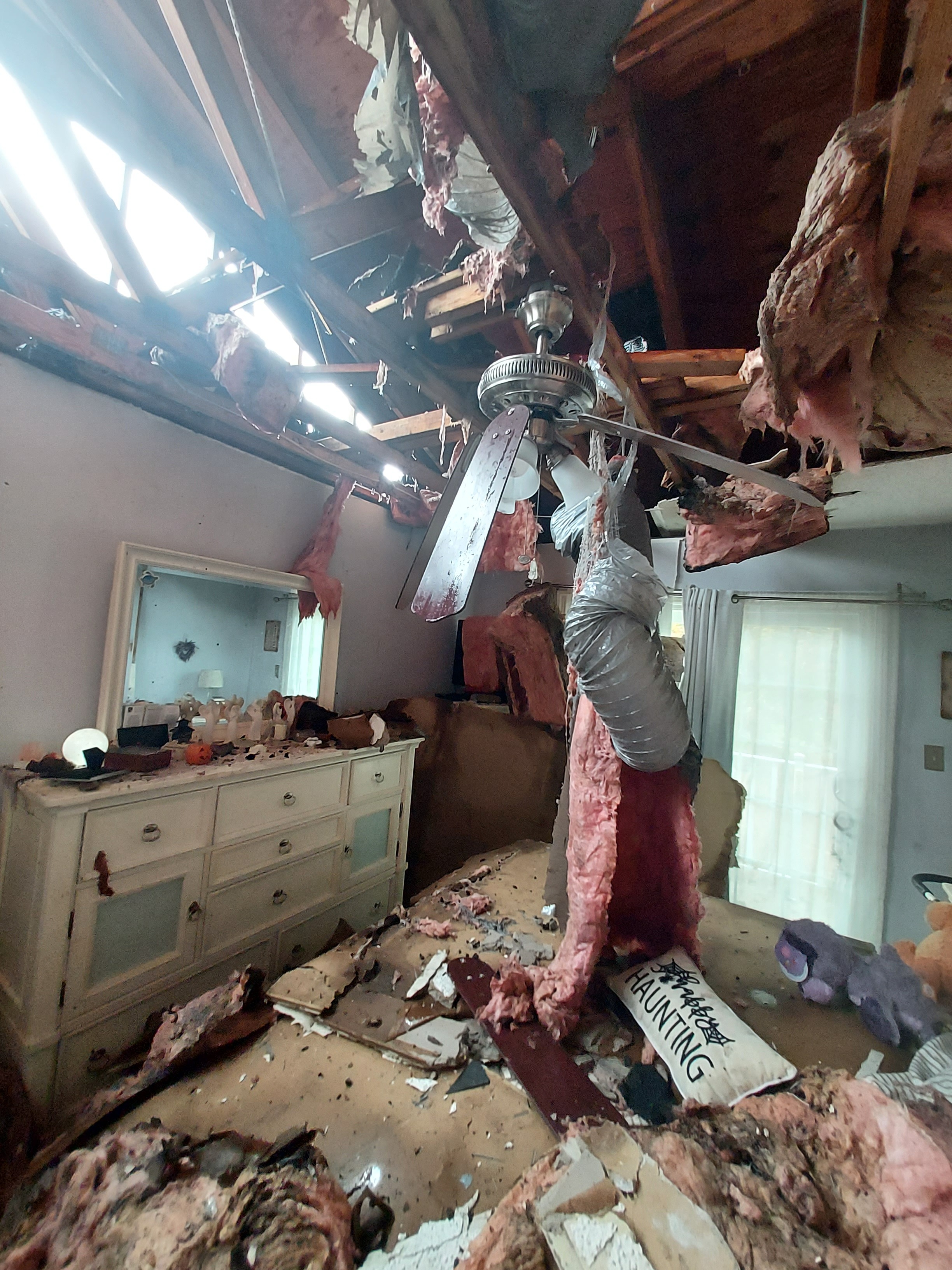 Support a Family Displaced by Fire campaign photo, 4 of 7
