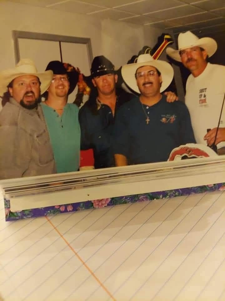 Please help Tawna Hatfield with bills and medical expenses! campaign photo, 5 of 6