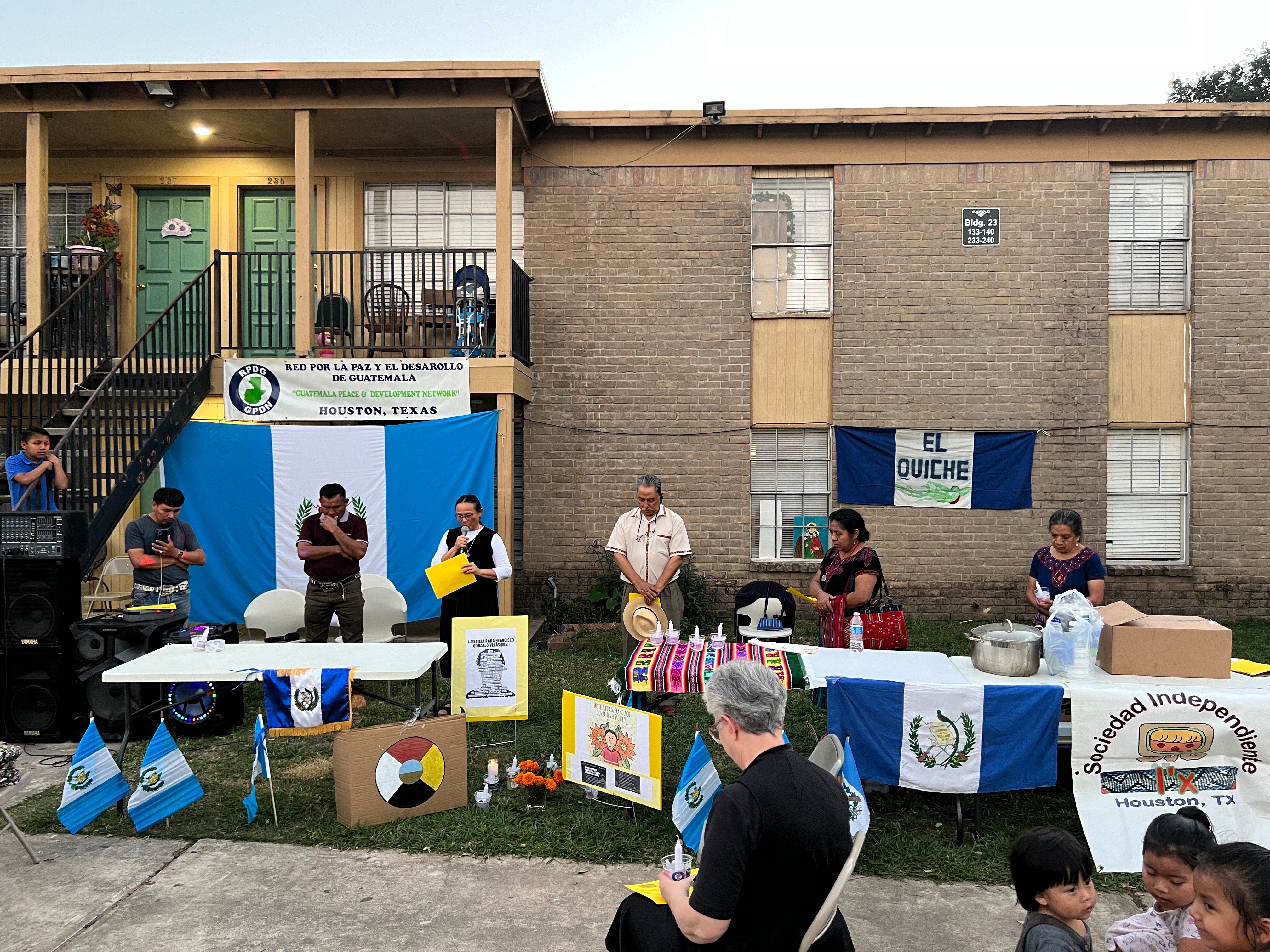 Help Maya Q’eqchi’ Families in Immigration Detention campaign photo, 4 of 5