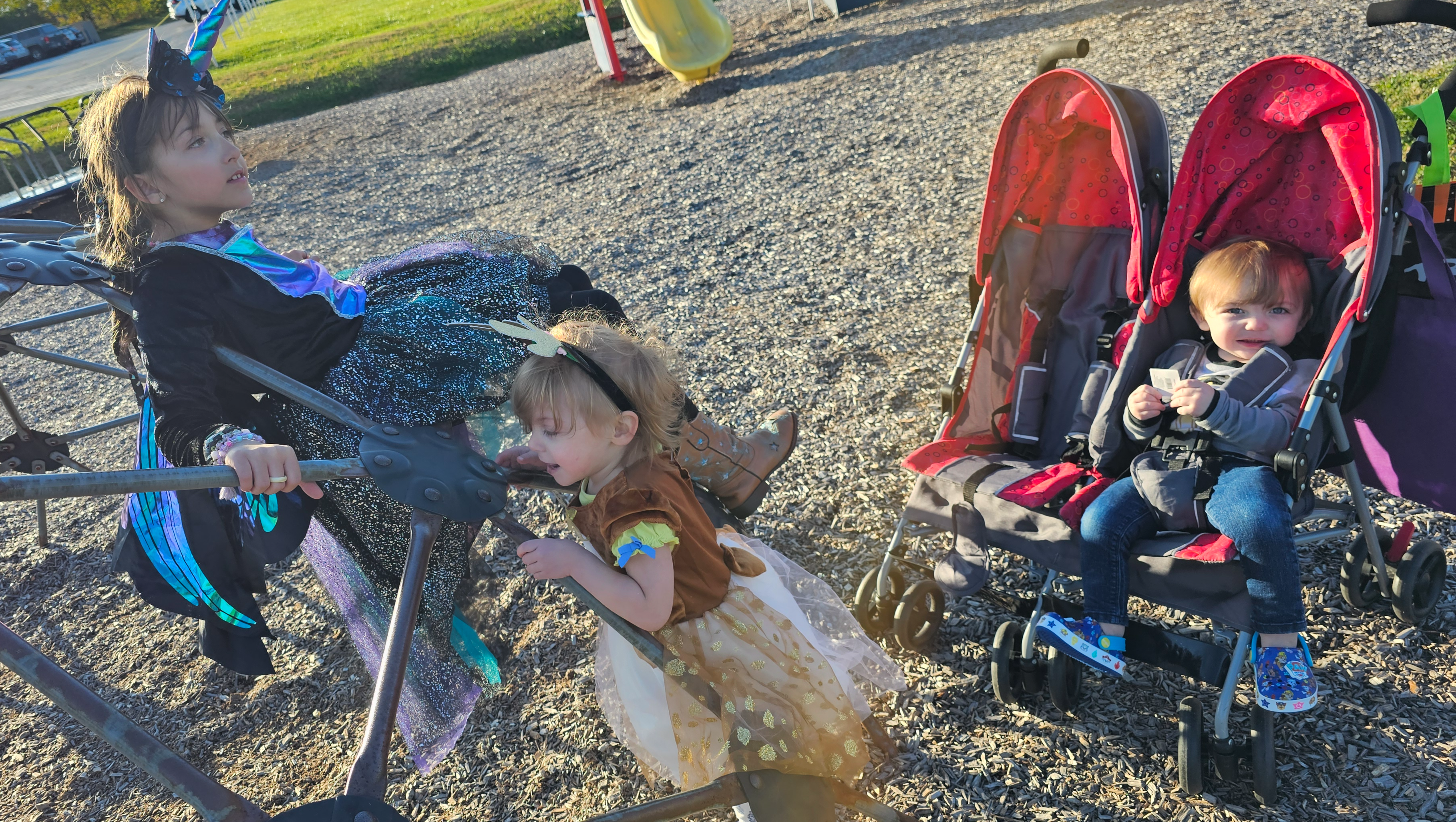 Help Make Christmas Bright for Three Kids photo