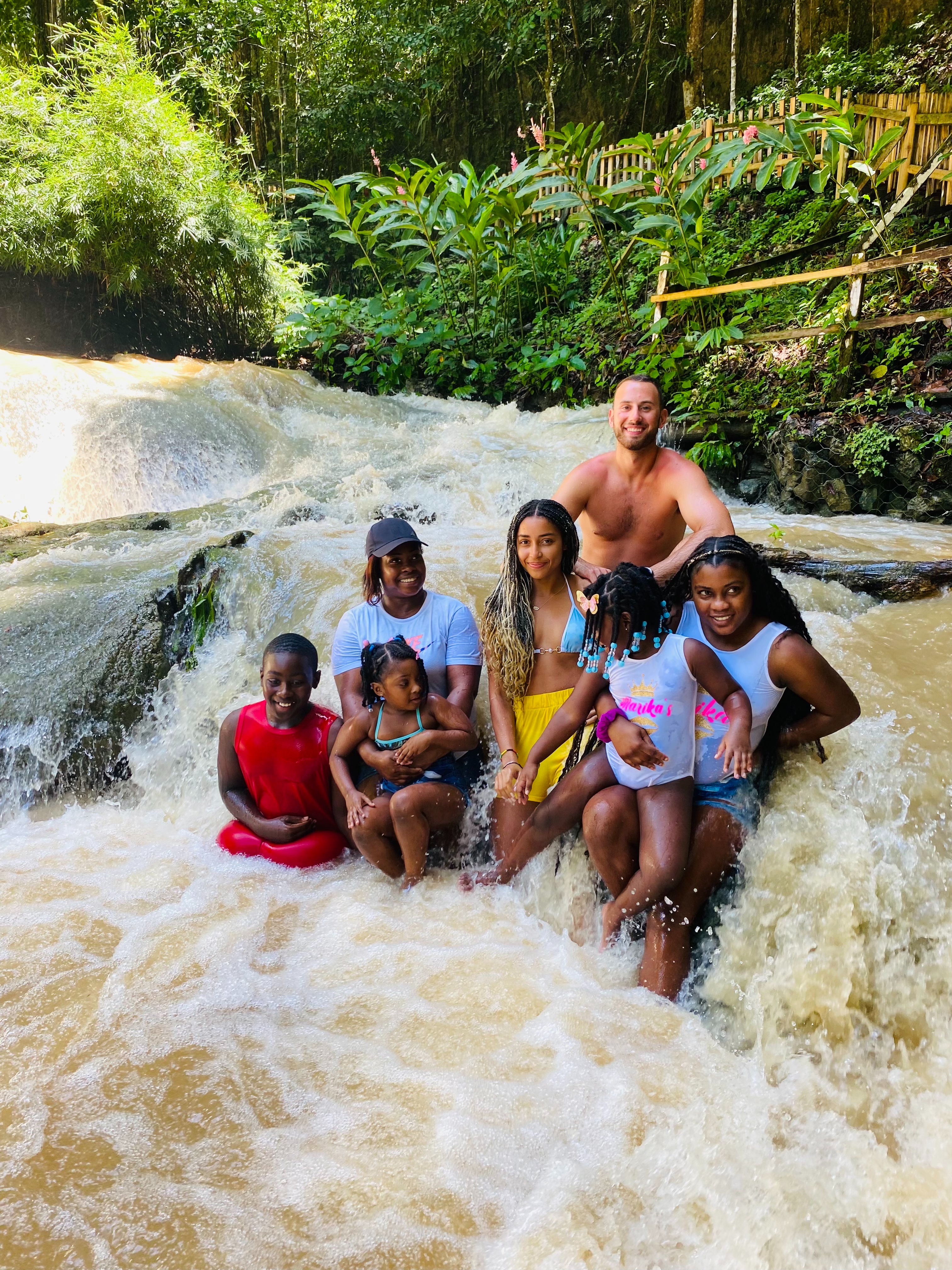 Help Casine’s Family Rebuild: Hurricane Melissa in Jamaica campaign photo, 4 of 8