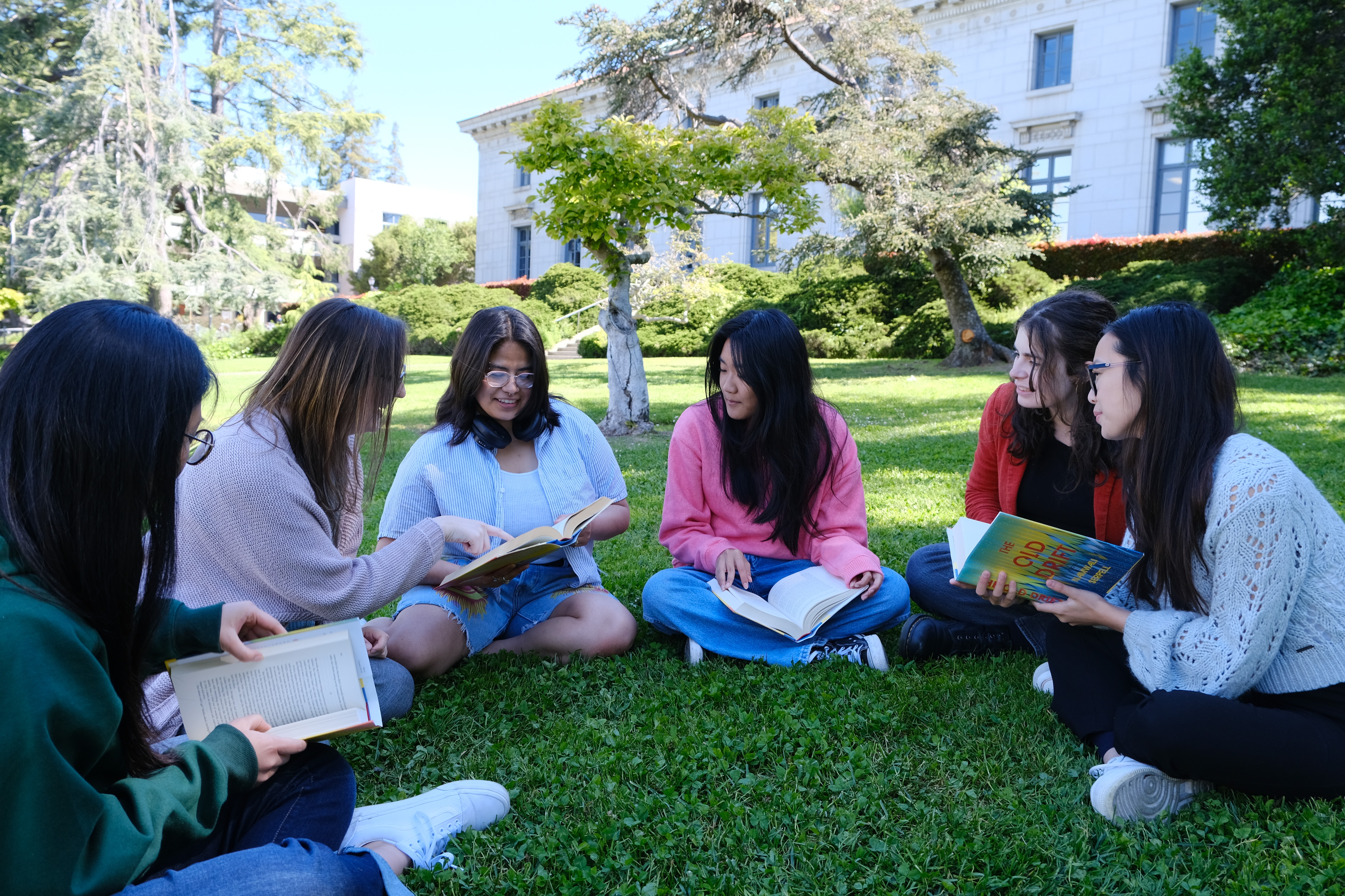 Donate ESL Books for Pittsburgh Immigrants campaign photo, 4 of 5