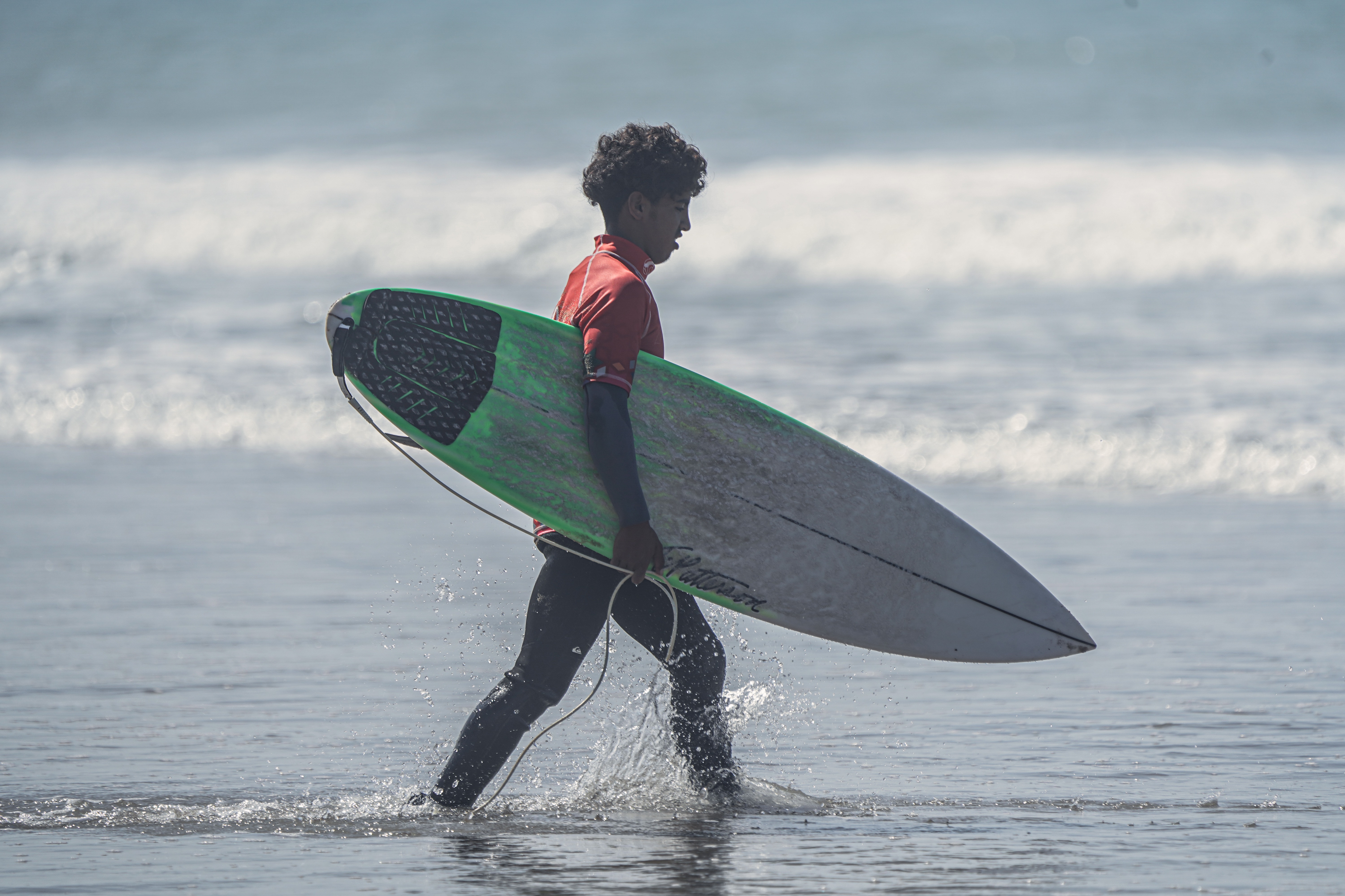 Help Driss Get a New Surfboard campaign photo, 4 of 5
