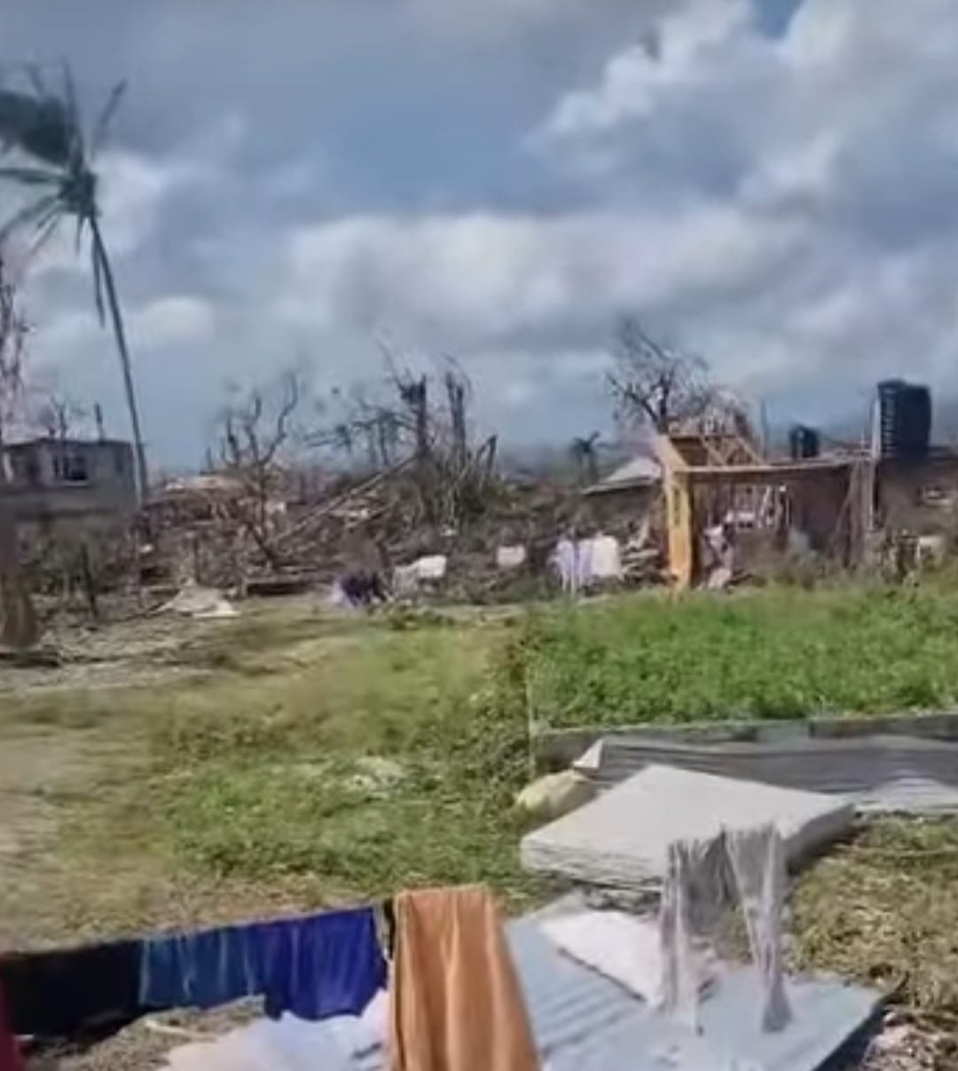 Support Damian Williams' Family Post-Hurricane campaign photo, 6 of 8