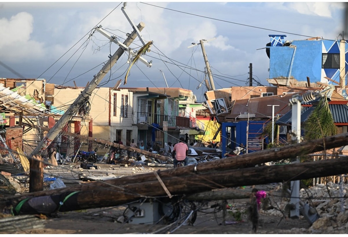 Urgent Relief for David's Family After Hurricane Destruction campaign photo, 2 of 4
