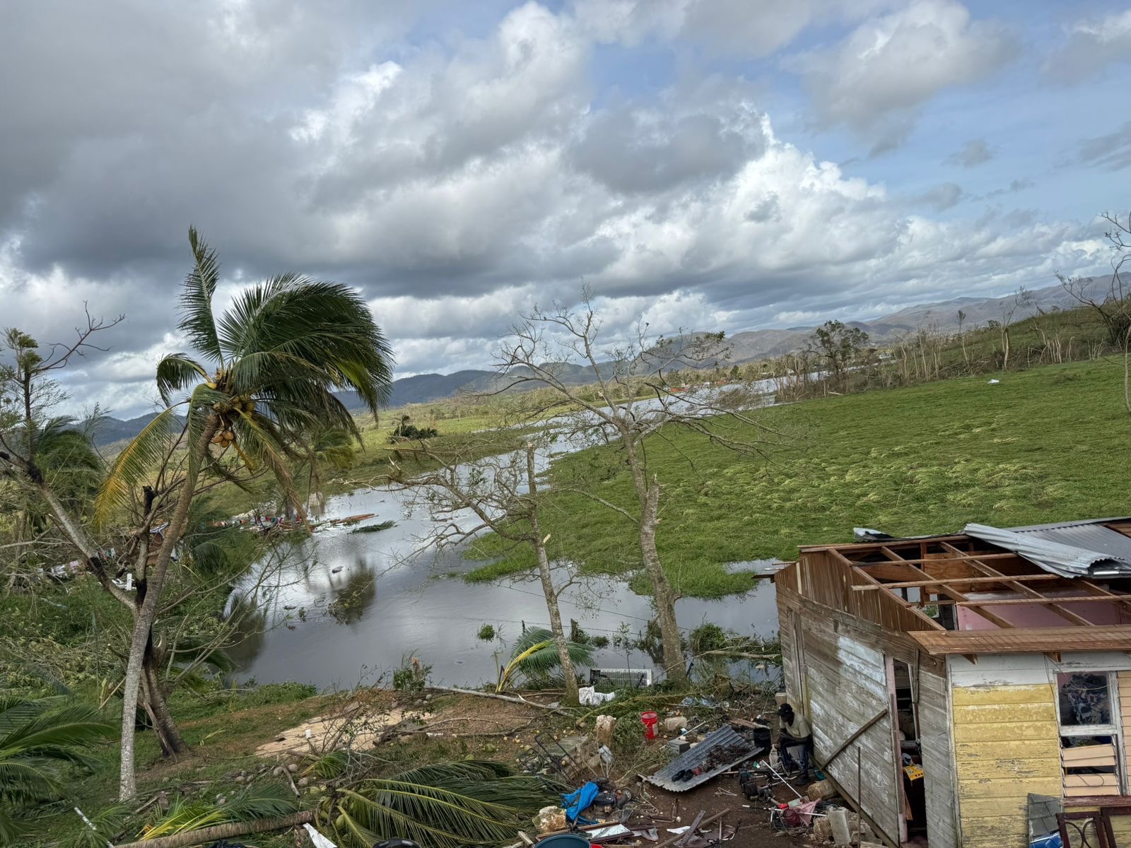 Help Suezette and Ajannie Rebuild After Hurricane campaign photo, 6 of 8