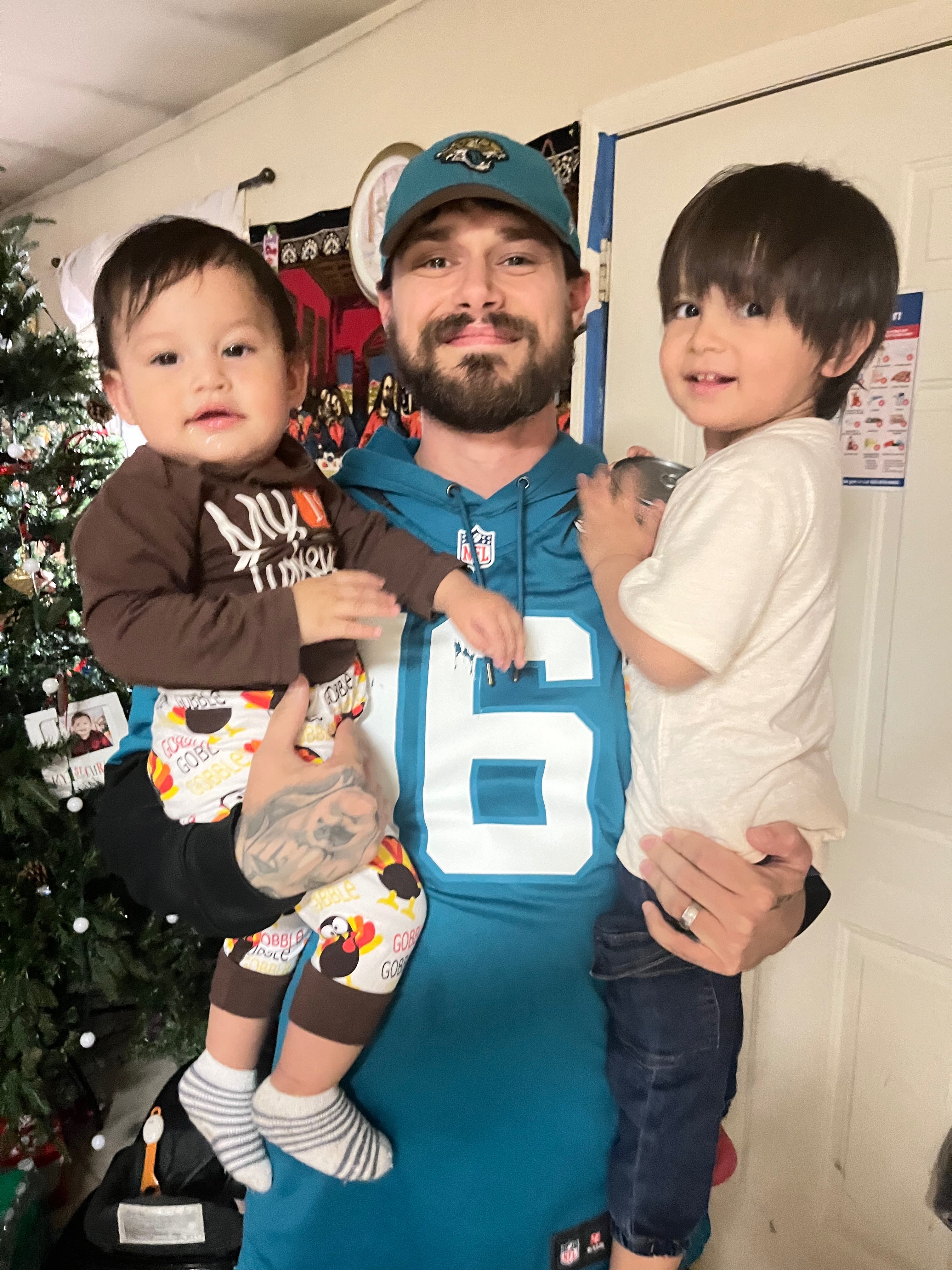 Support Seth Laney: Veteran and Father in Need campaign photo, 2 of 4