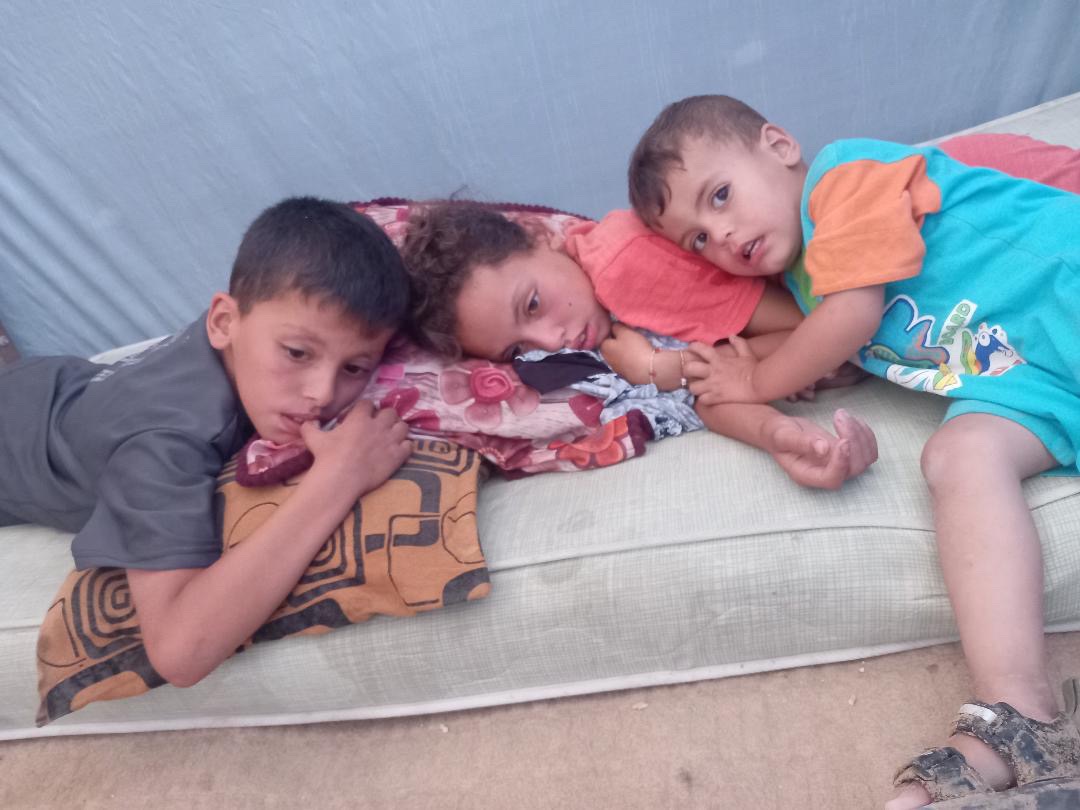 Sahar, Deema, Atef e Ghaith campaign photo, 2 of 8