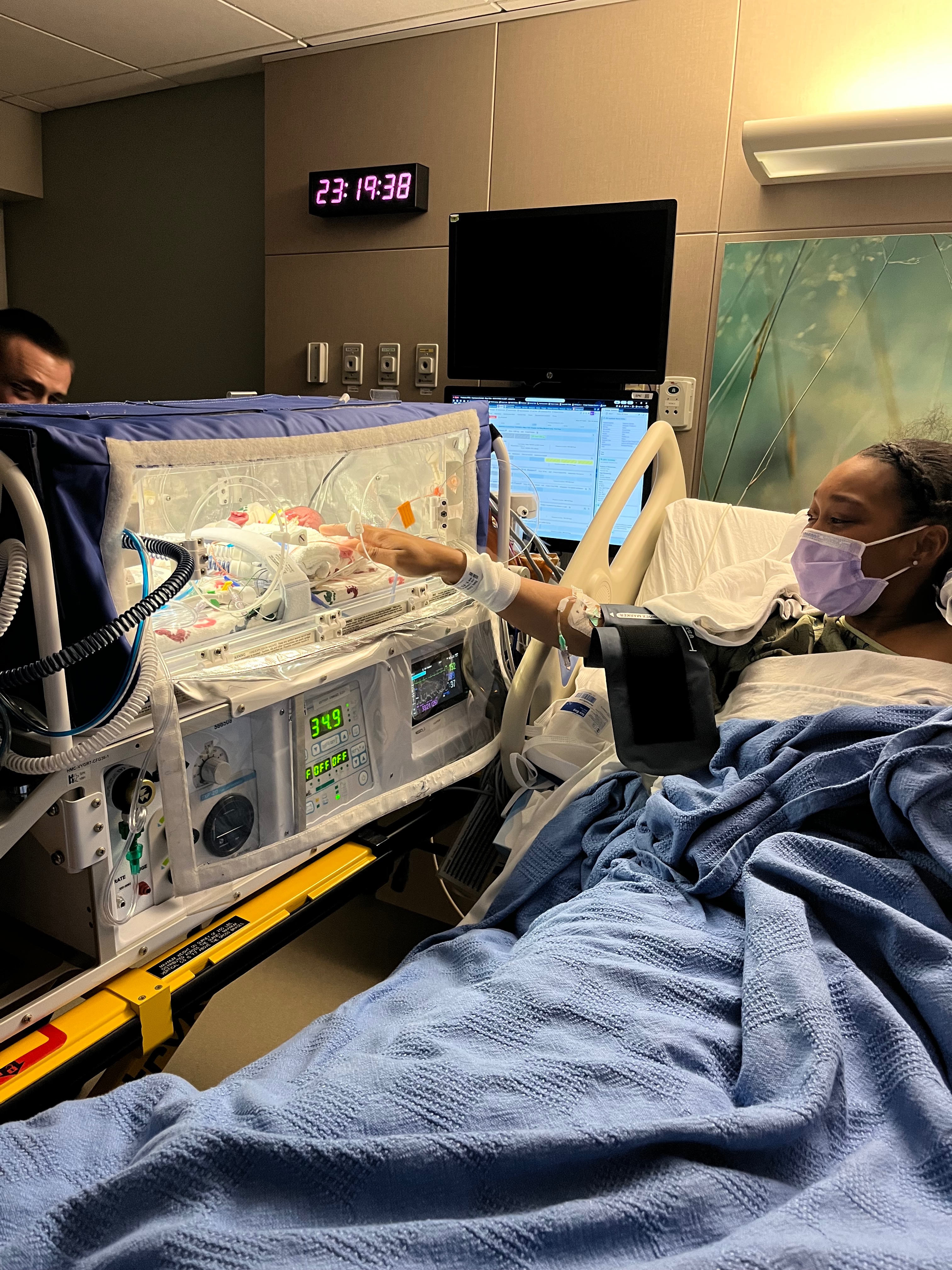 Aid for Emizah's NICU Journey and Family campaign photo, 4 of 7