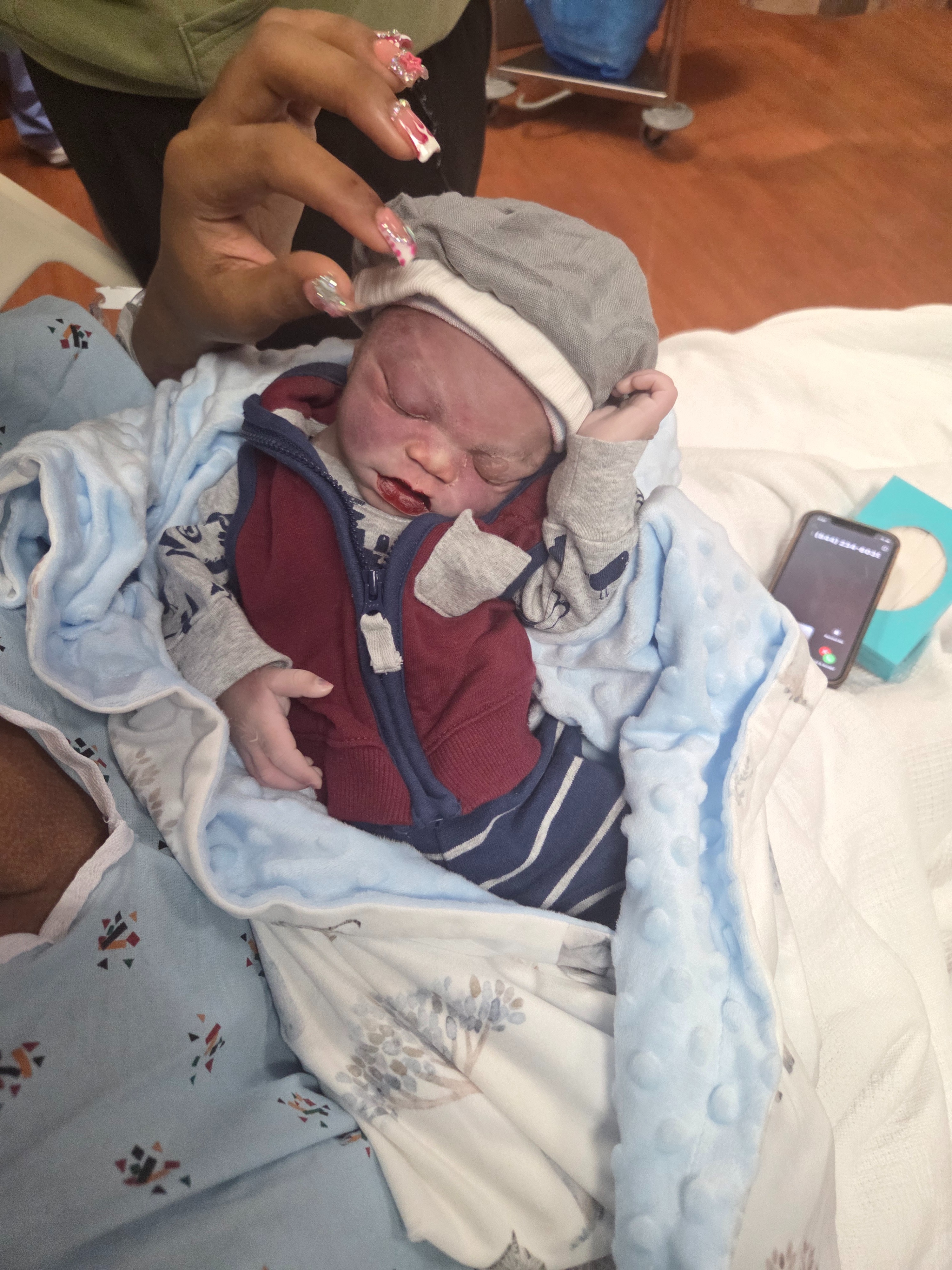 Easing the Burden: Baby Royal Salim's Memorial Fund campaign photo, 5 of 8
