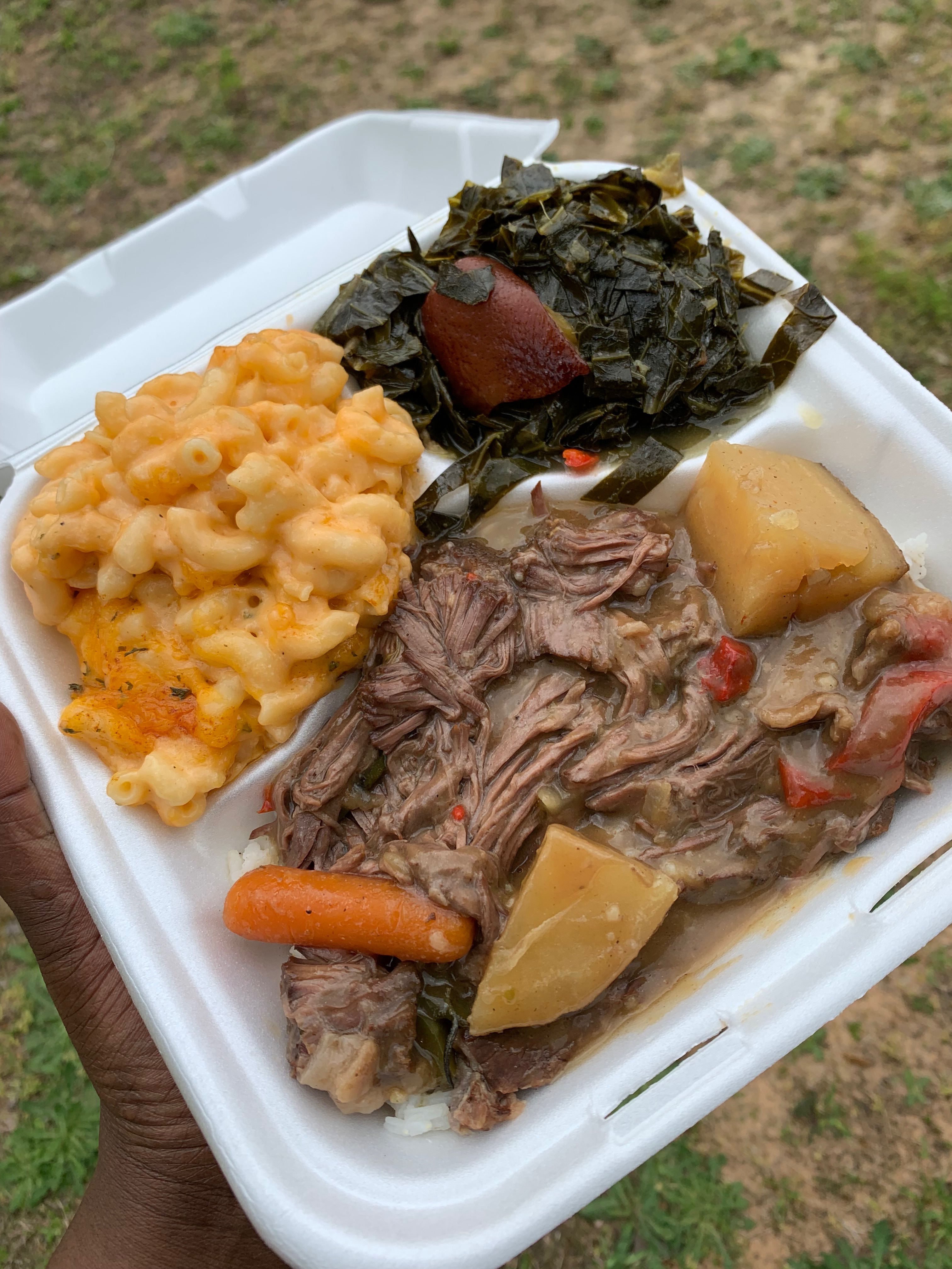 Help Teau Hodges Bring Nourishment and Hope to the Community campaign photo, 7 of 8