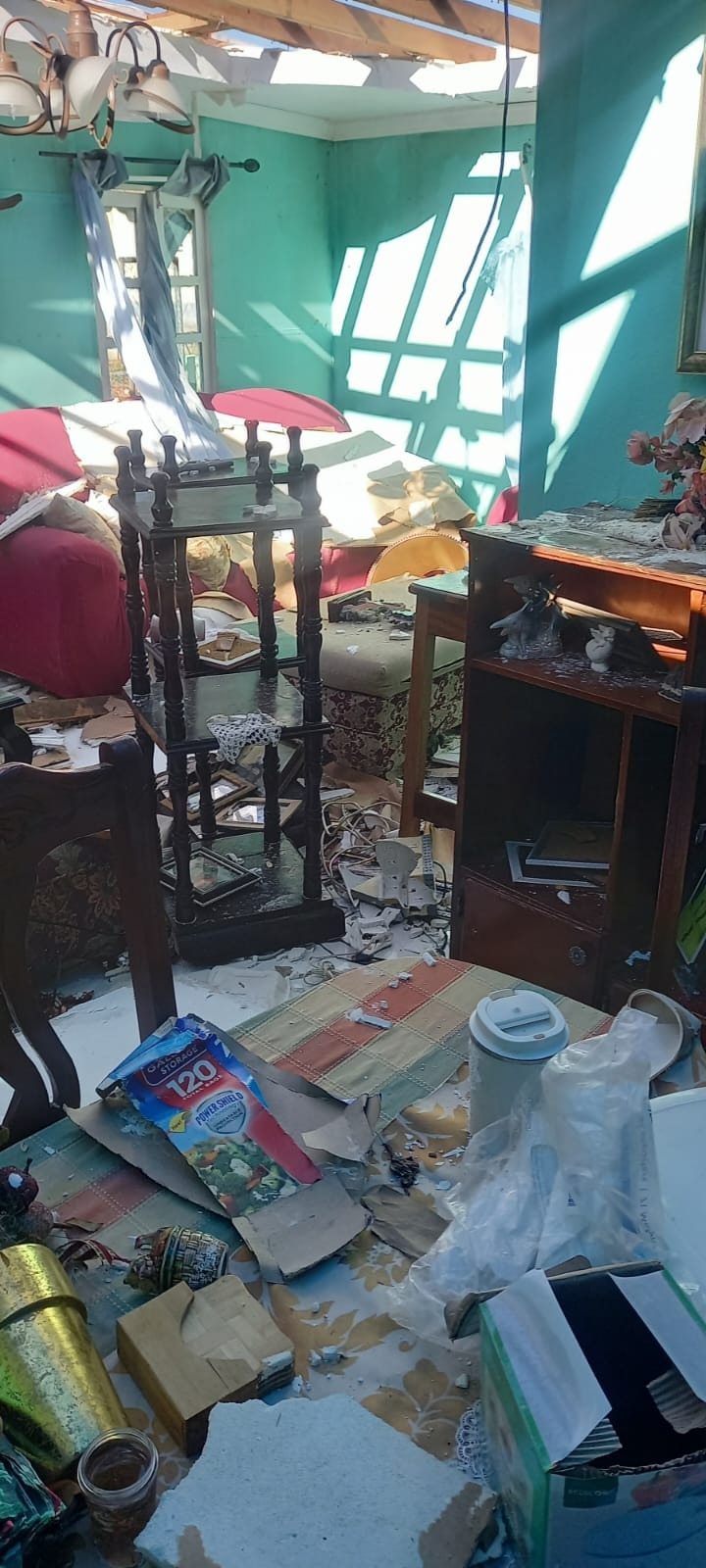 Rebuild Jadae's Family Home After Hurricane campaign photo, 4 of 8