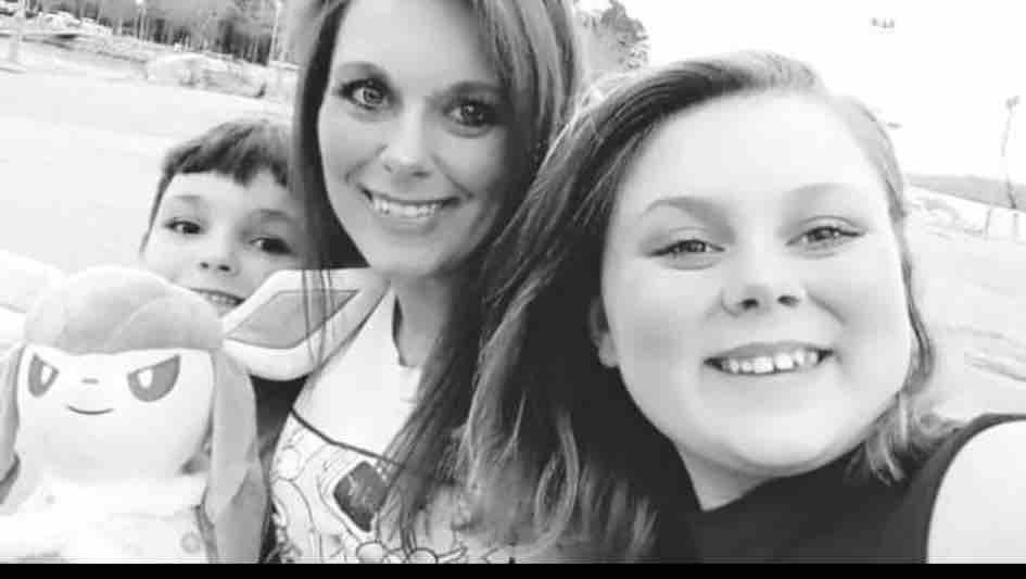 Help Ashley and Kids Secure a Safe Home photo