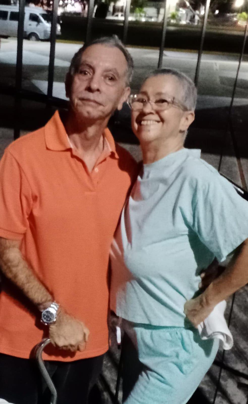 Support Cristhin Briceno's Mom's Cancer Battle campaign photo, 2 of 5