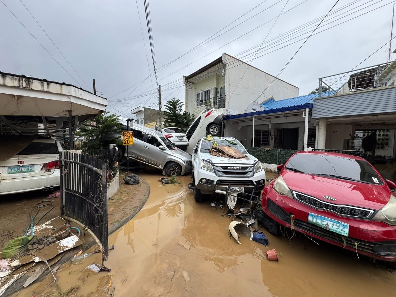 Please Help Cebu Recover from the Typhoon Tino (Kalmaegi) campaign photo, 2 of 6