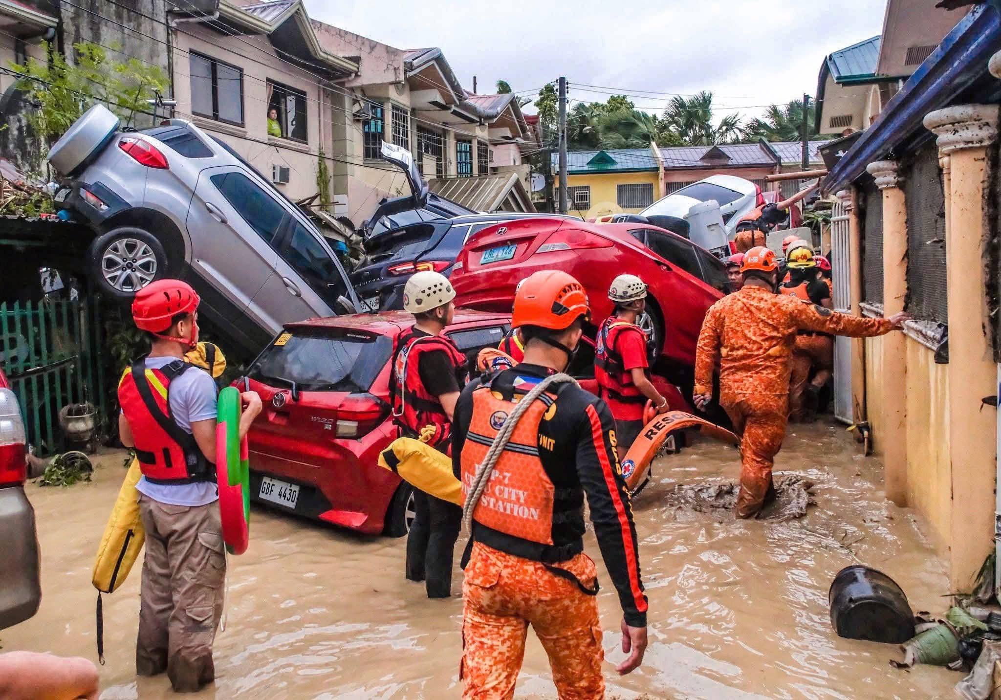 Please Help Cebu Recover from the Typhoon Tino (Kalmaegi) campaign photo, 5 of 6