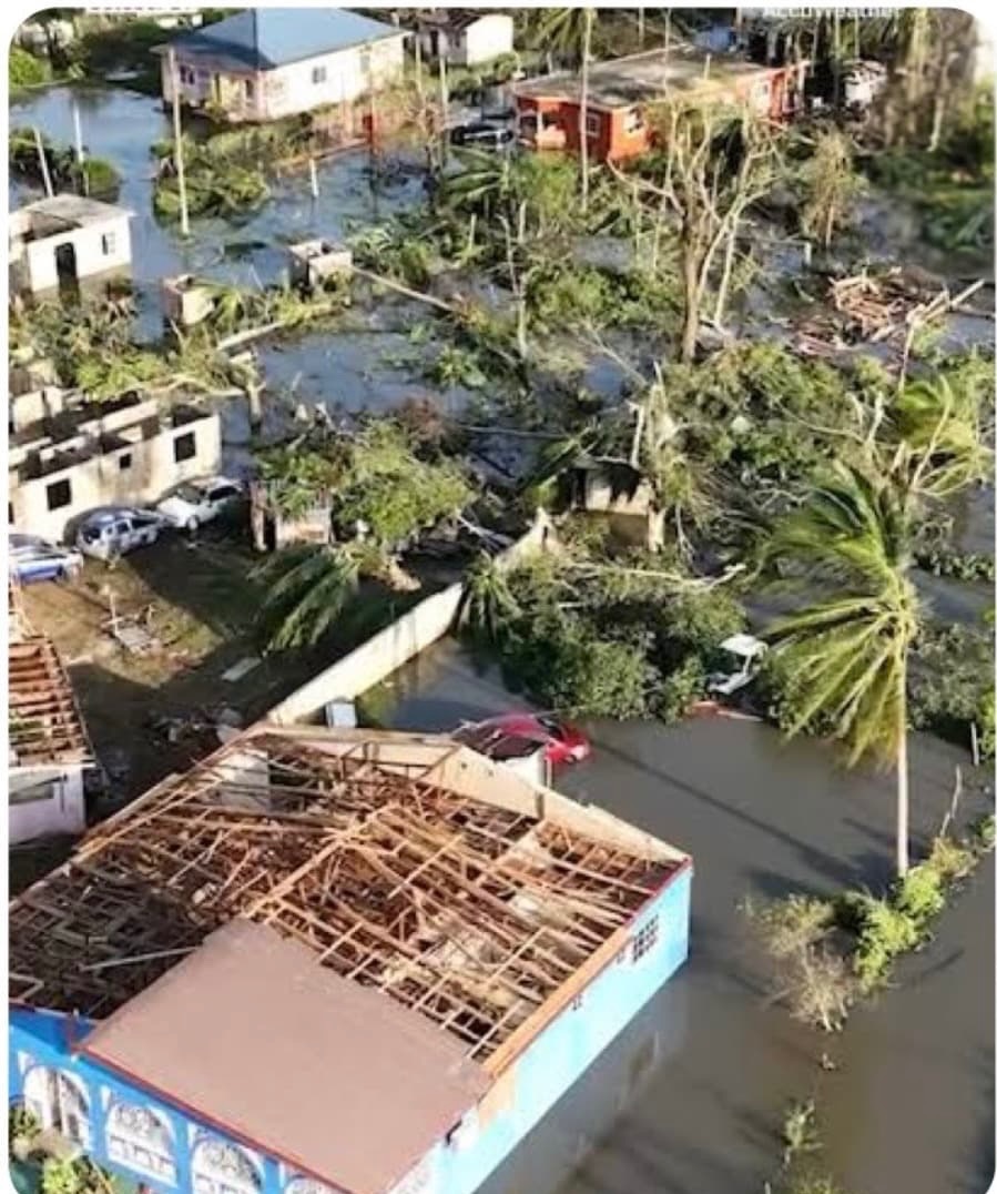 Help Jennifer’s Family Rebuild After Hurricane campaign photo, 6 of 8