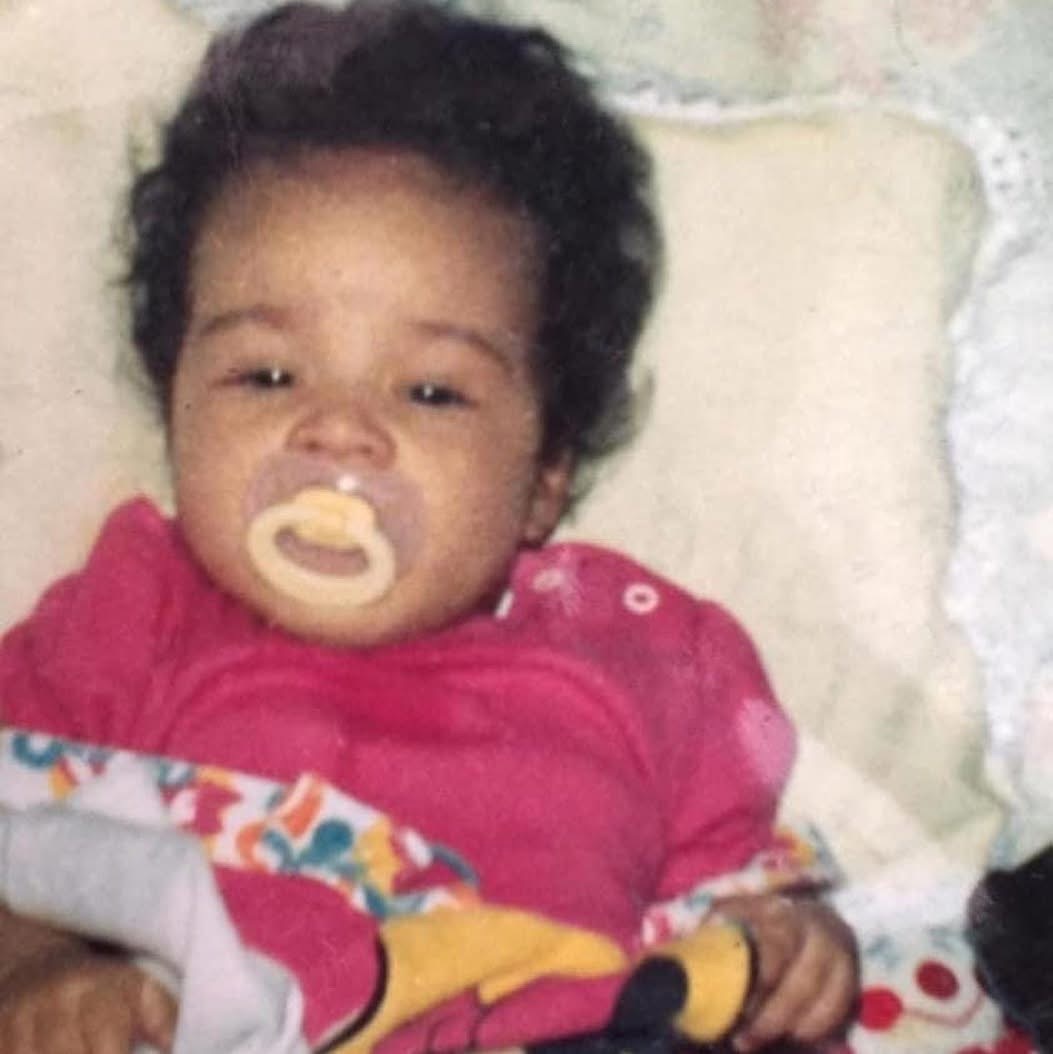 Struggling &had to move last minute campaign photo, 2 of 4