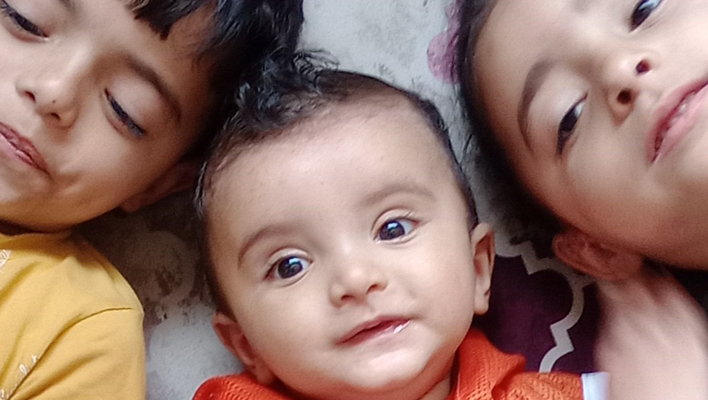 Support Ahlam Hamdi's Family in Gaza Crisis photo