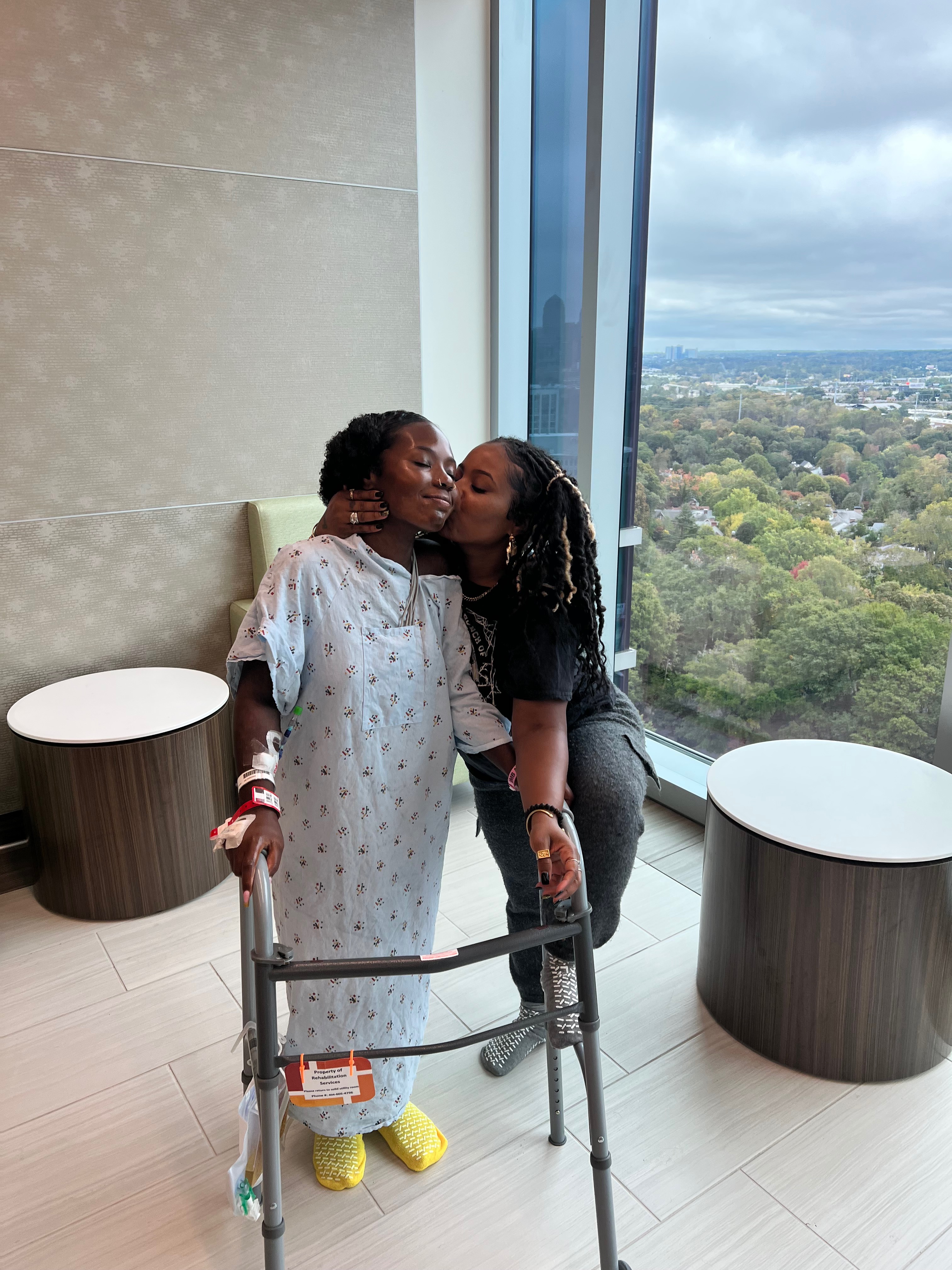 Support Dausha Dew's Kidney Transplant Recovery campaign photo, 2 of 7