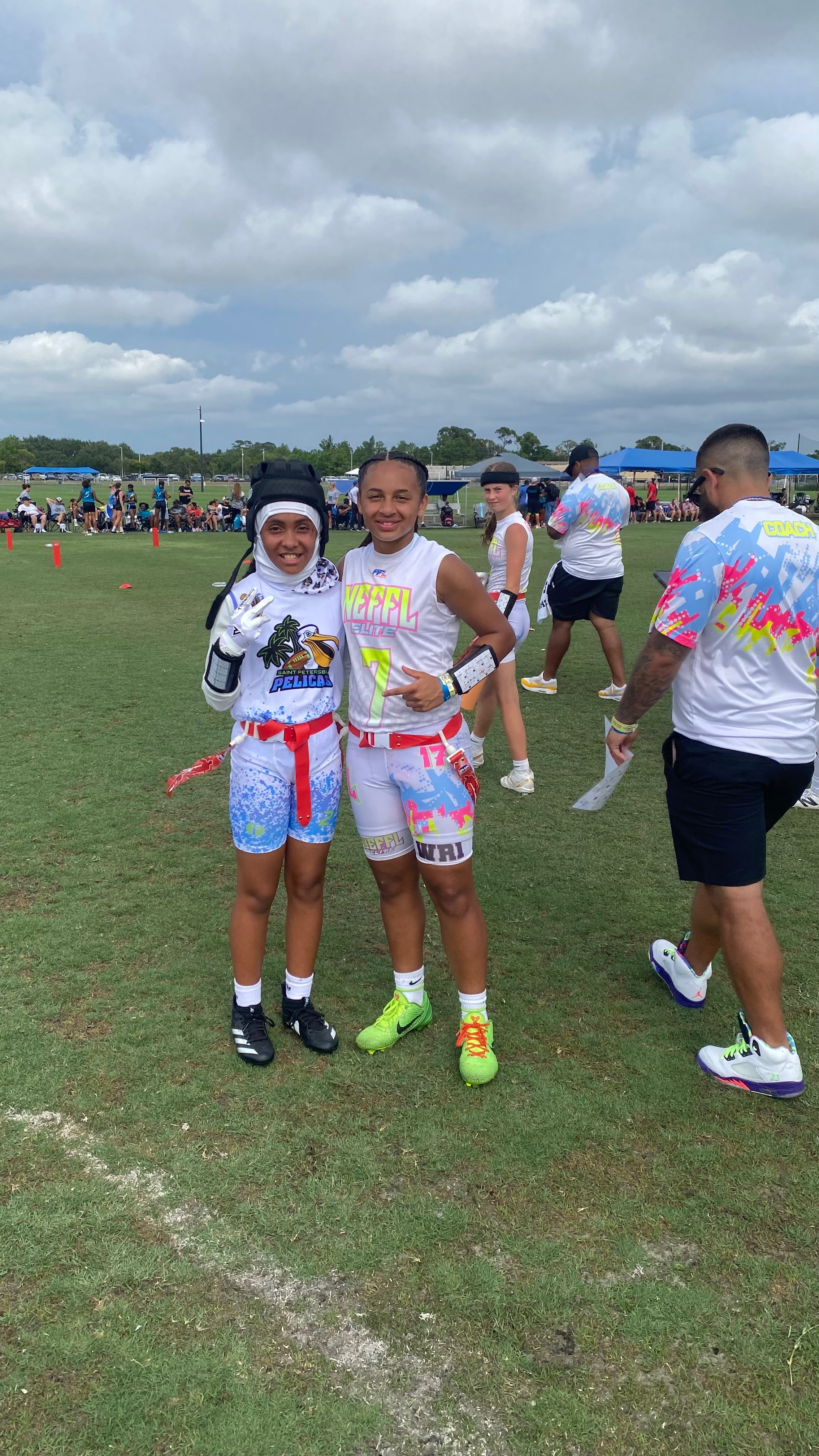 Support Loy’eL and St. Pete Pelicans 14U Girls Flag Football campaign photo, 4 of 7