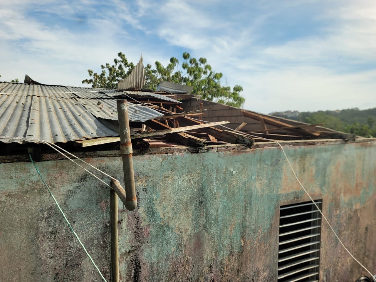 Support Roof Repairs for Raven's Mom in Jamaica campaign photo, 4 of 8