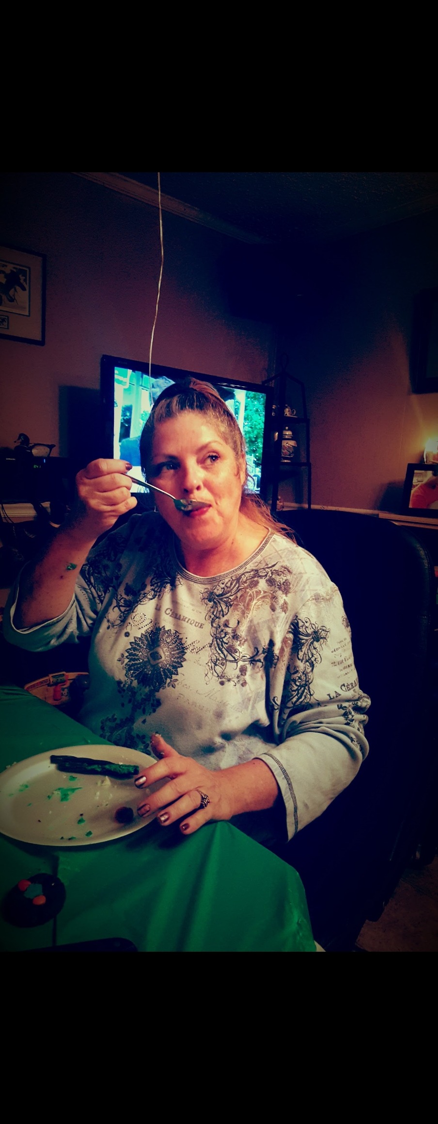 Help us fund my beautiful mom and mimi funeral please campaign photo, 4 of 8