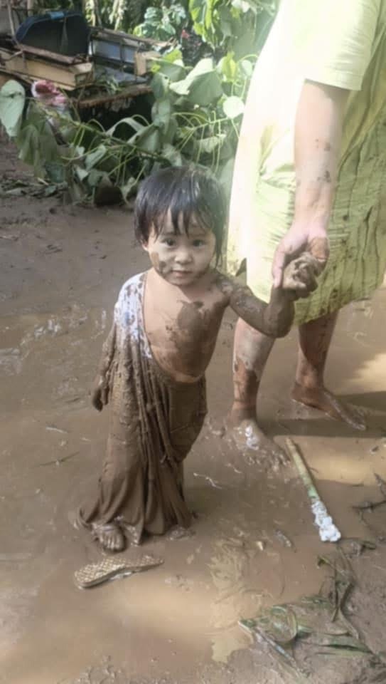 Support Rice Distribution for Typhoon Survivors campaign photo, 7 of 8