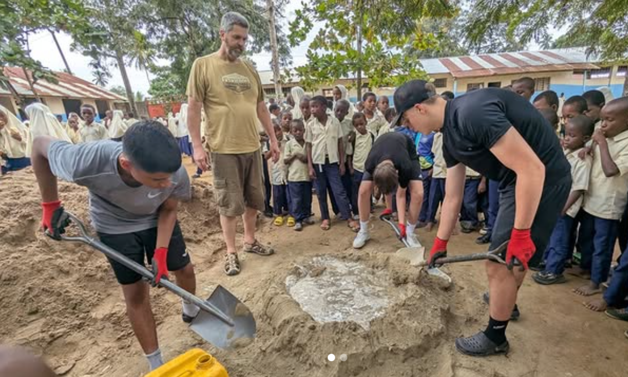 Sophie's Trip to Kenya to Help Develop a Community campaign photo, 4 of 6