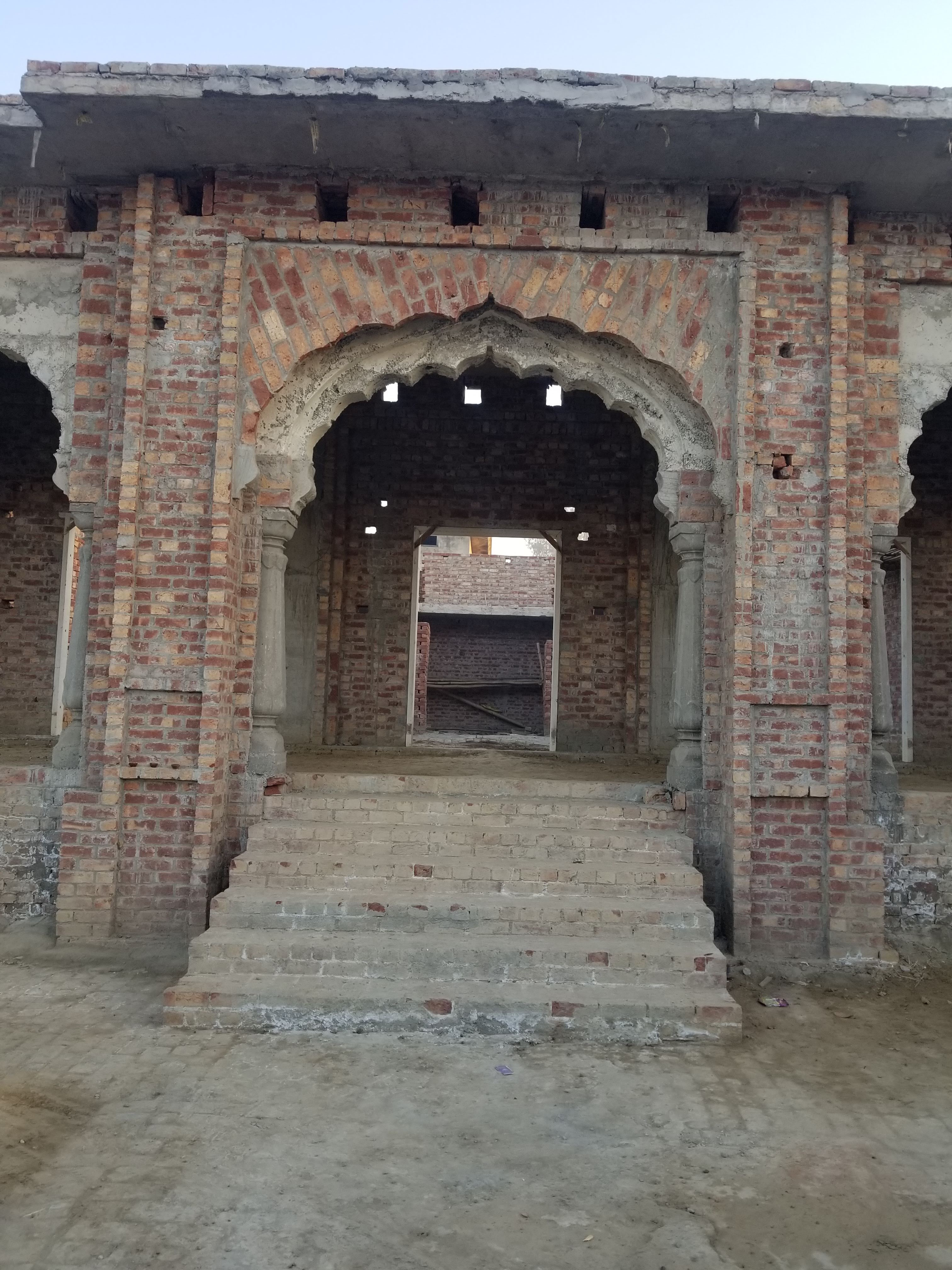 Help Finish Gurdwara Sahib in Naushehra Pannuan campaign photo, 4 of 5