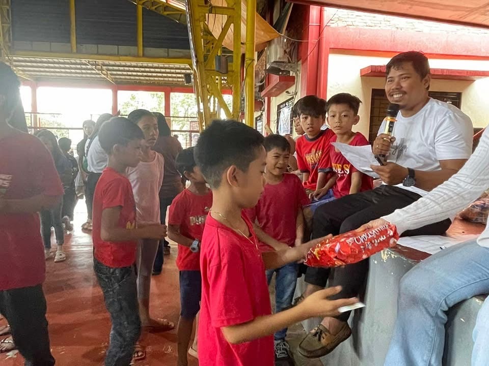 Bring Christmas Joy to Sta. Cruz PH Families campaign photo, 7 of 8