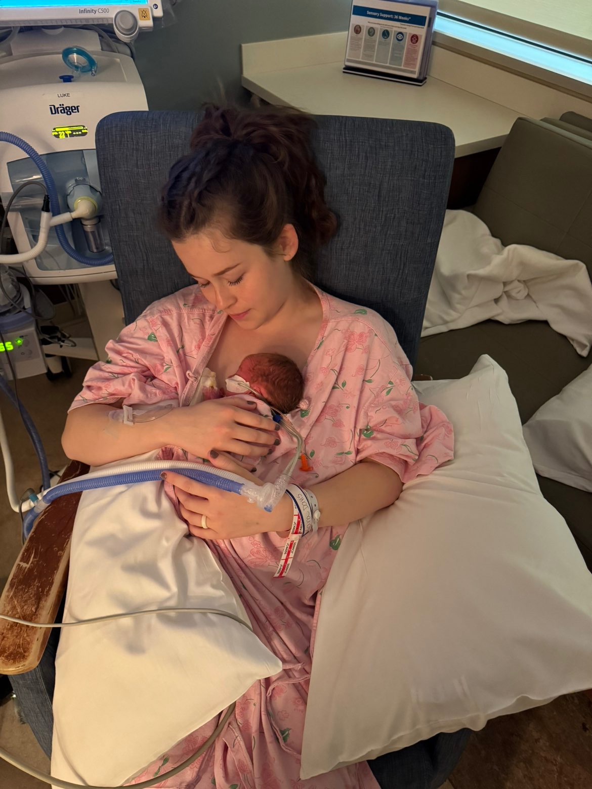 Aid Ariana's Family During Baby Saylor's Recovery campaign photo, 5 of 6