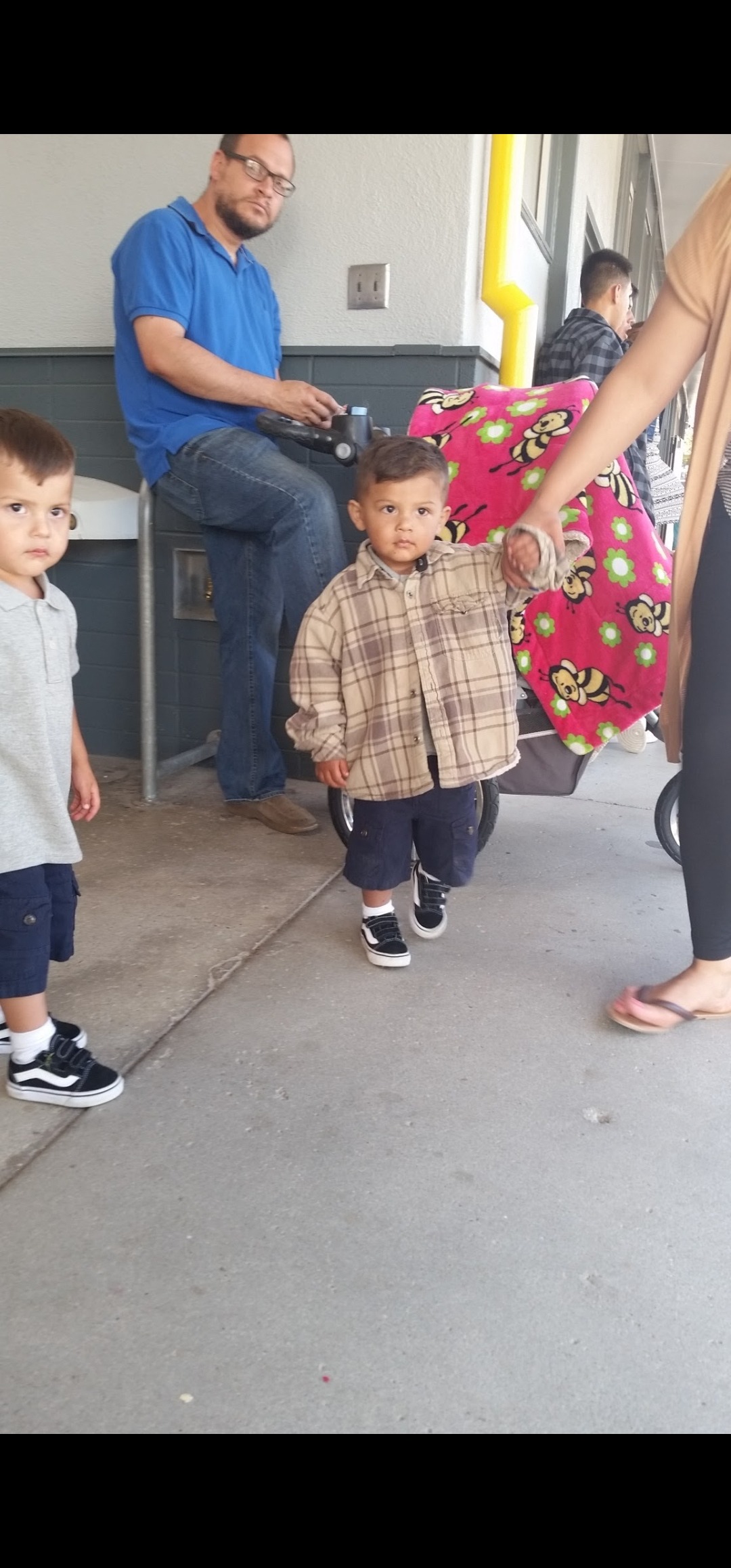 Help Stephanie's Family Through This Medical Crisis campaign photo, 5 of 8