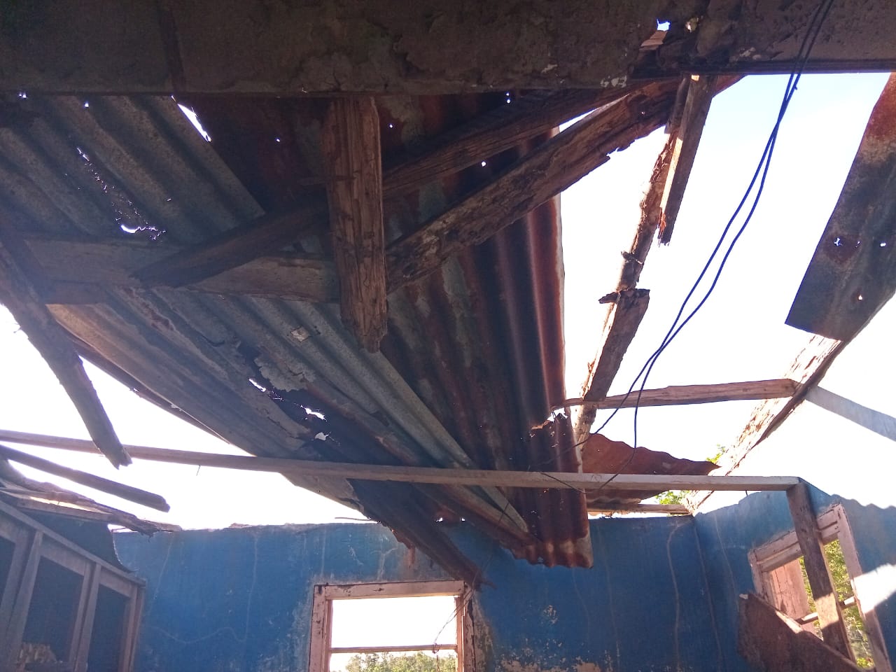 Support Shirmane's Family in Hurricane Recovery campaign photo, 2 of 6