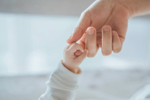 Help a pregnant mum start new, escaping domestic violence campaign photo, 2 of 4