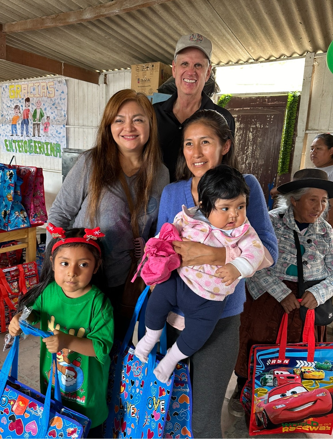 Peru and Ecuador Holiday Giving campaign photo, 5 of 7