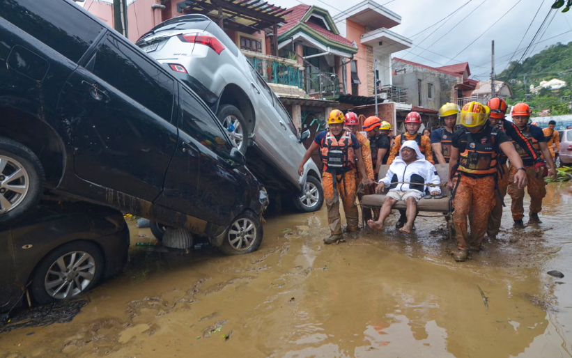 Send relief to Filipinos affected by back-to-back typhoons campaign photo, 4 of 6