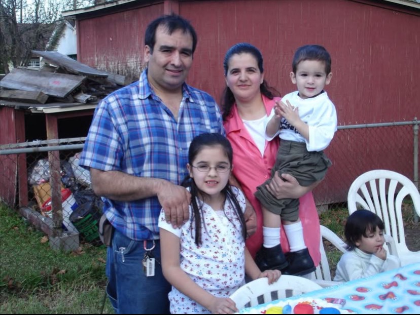 Support a Loving Husband and Father’s Urgent Medical Needs campaign photo, 6 of 7