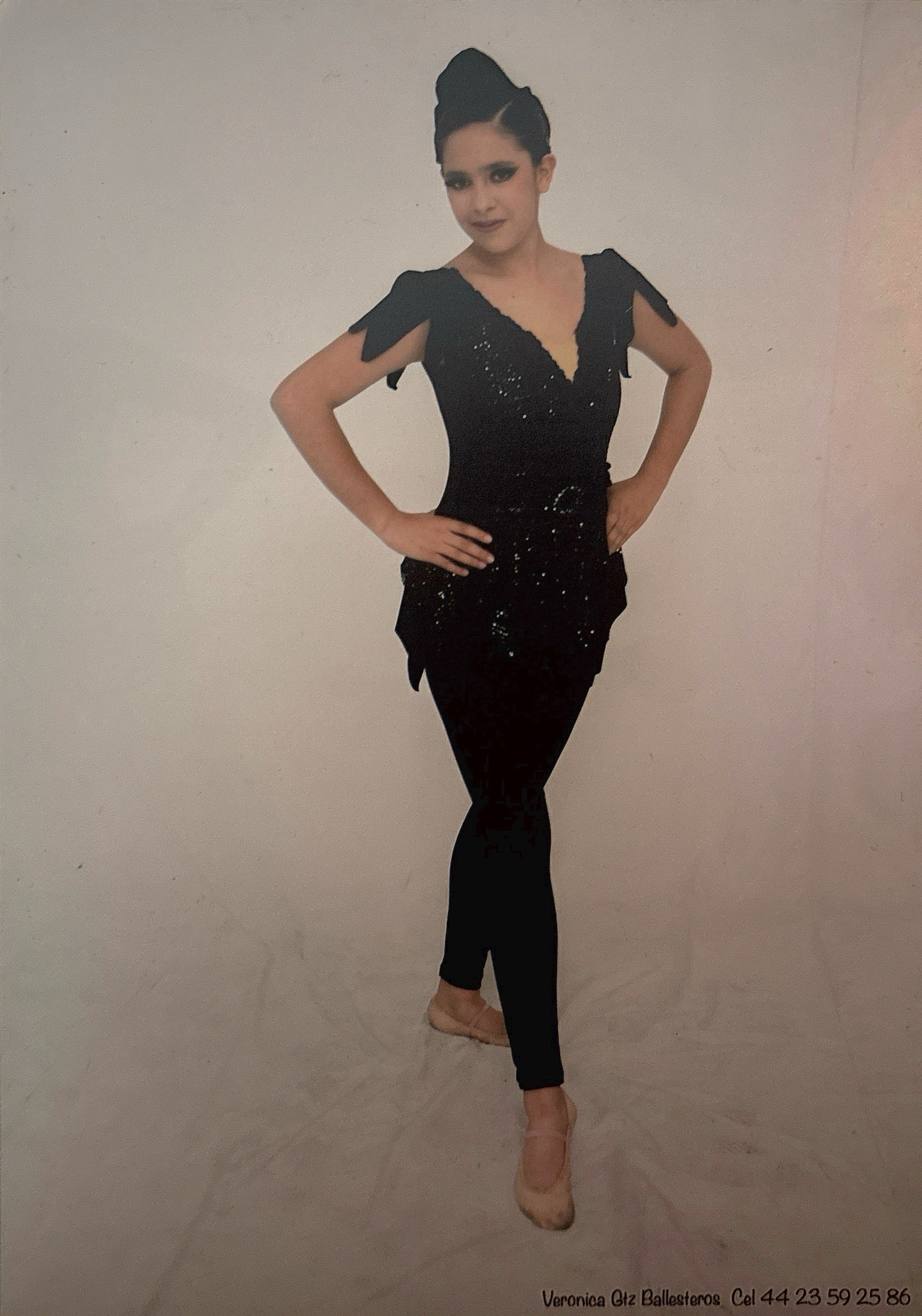 Your help lights my dancing path - Tu ayuda ilumina mi danza campaign photo, 2 of 5