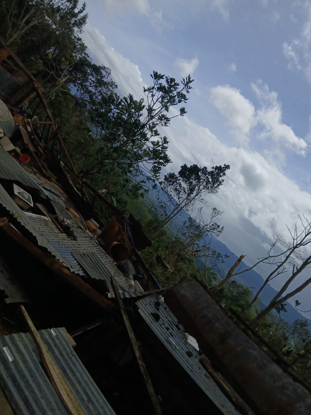 Support Dee and Teon’s Family After Hurricane campaign photo, 7 of 8