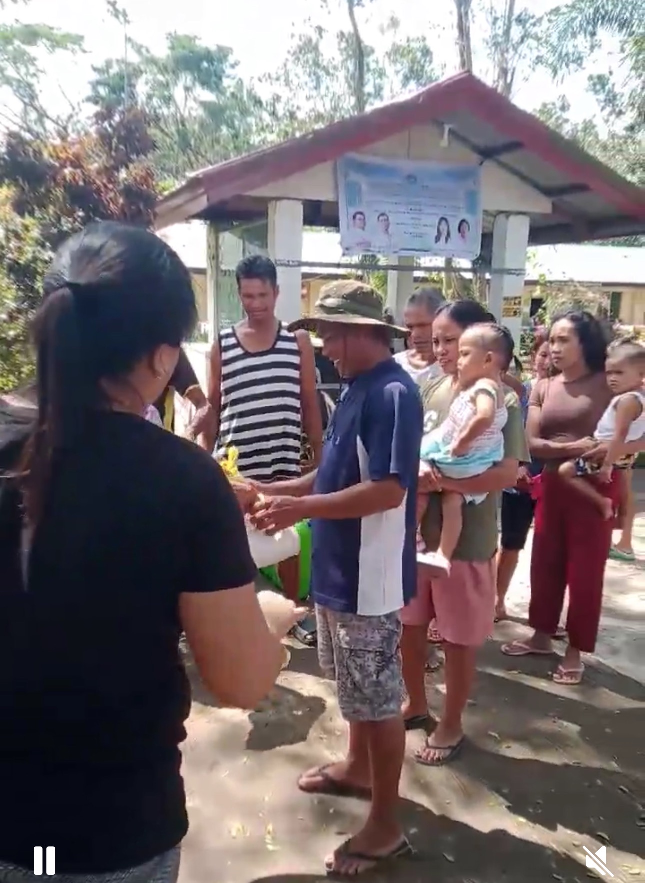 Please help victims affected by Typhoon Tino in Philippines campaign photo, 2 of 8