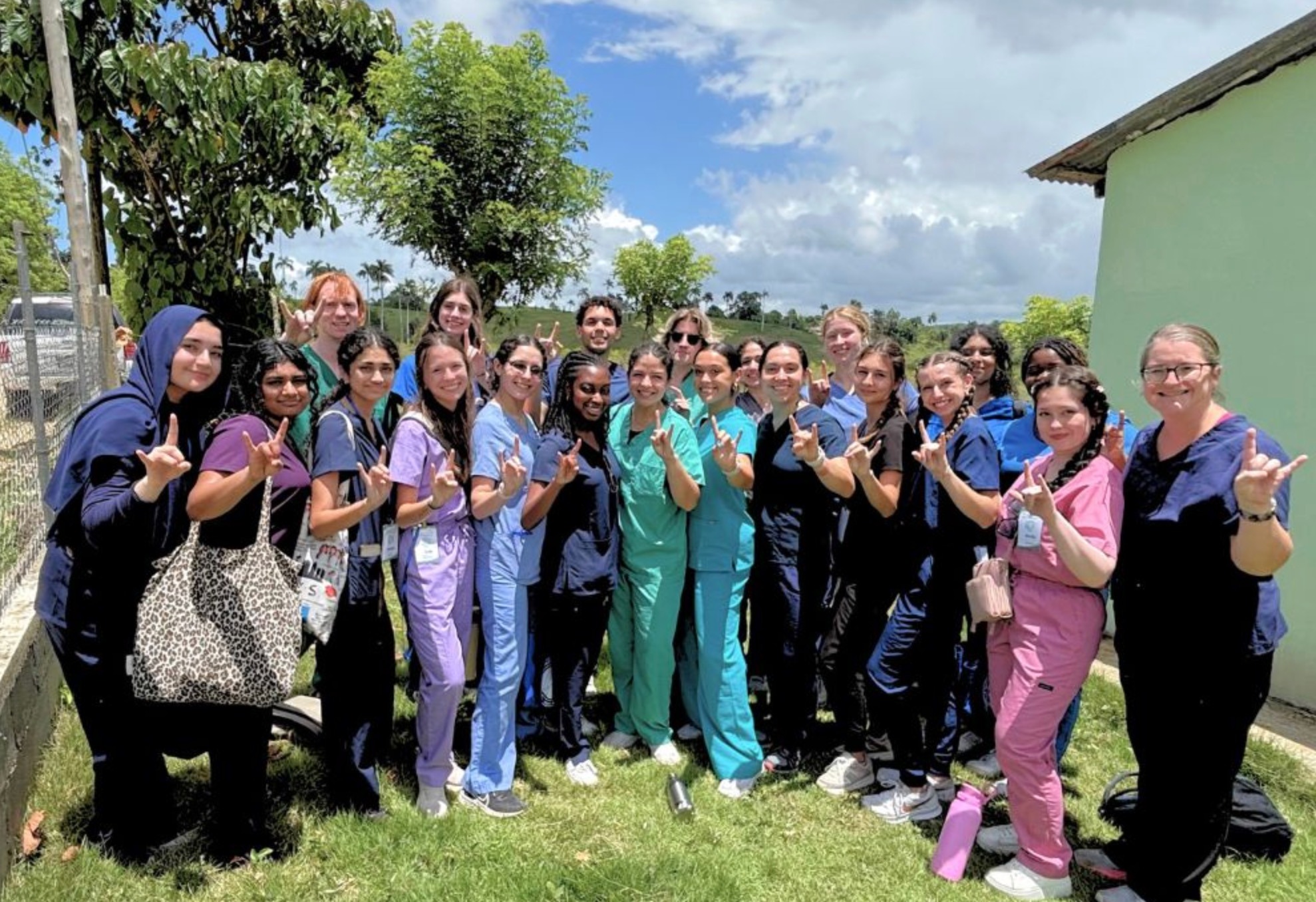 Support Medical Care in the Dominican Republic campaign photo, 4 of 6