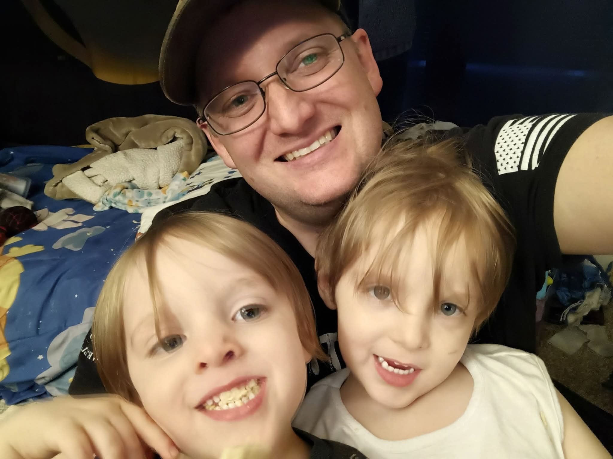 Help Reunite Family After Fire Disaster campaign photo, 5 of 6