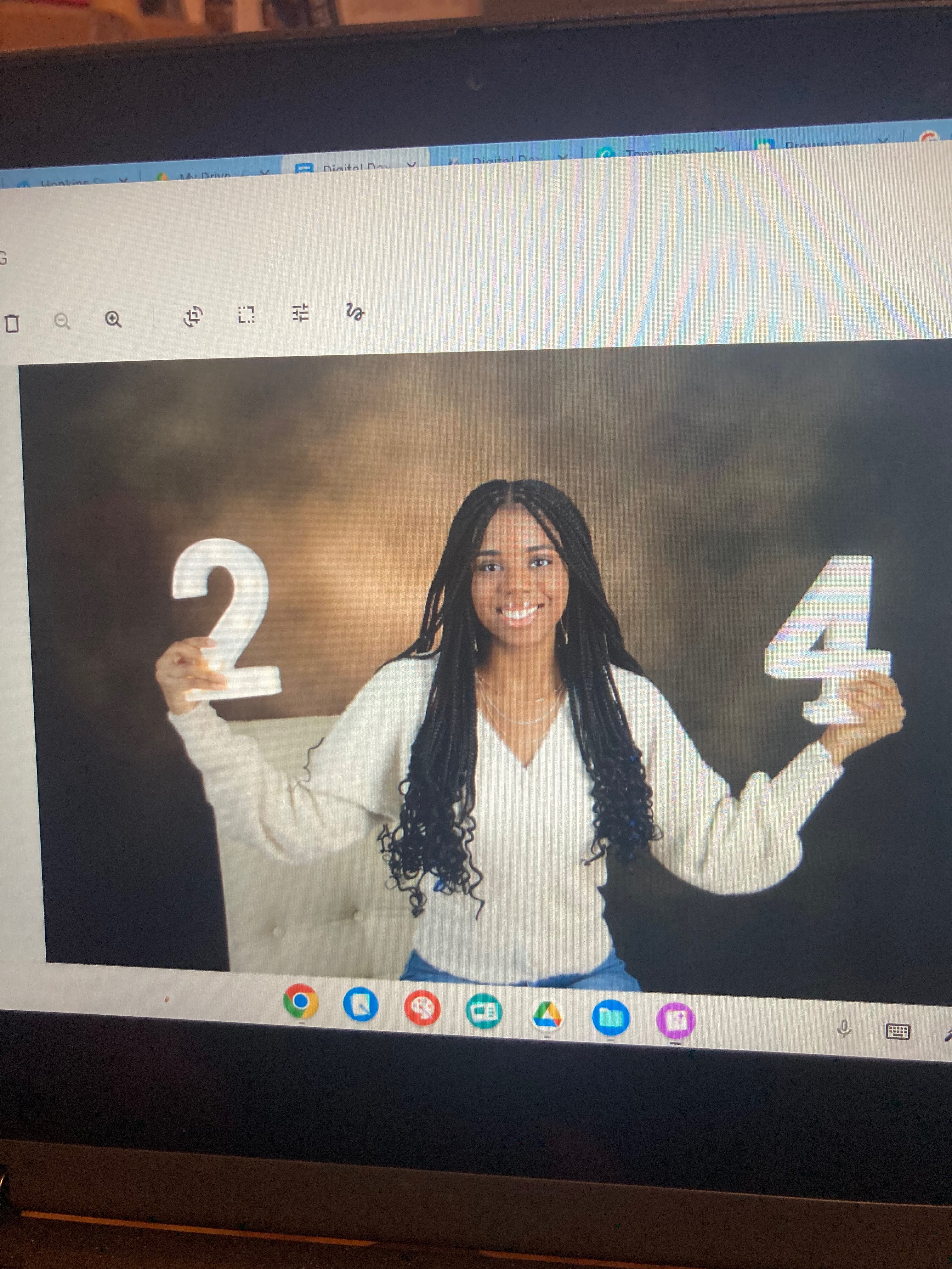 Help Amira Stay in College and Achieve Her Dream campaign photo, 4 of 8