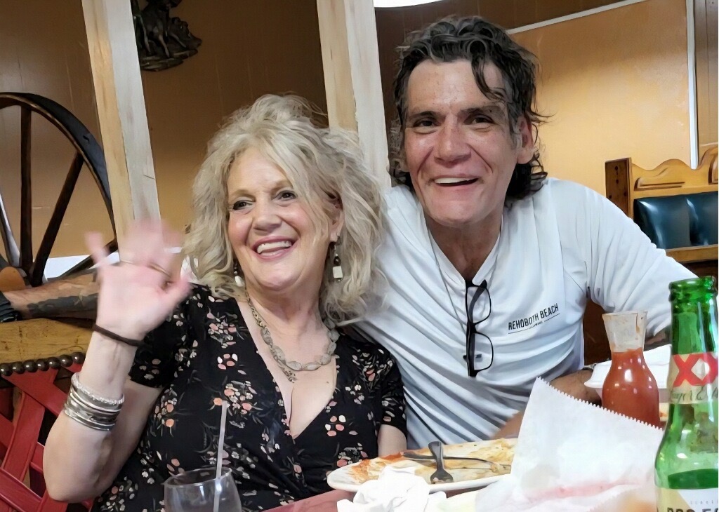 In Memory of Lisa Johnson: Family Support Fund campaign photo, 5 of 6
