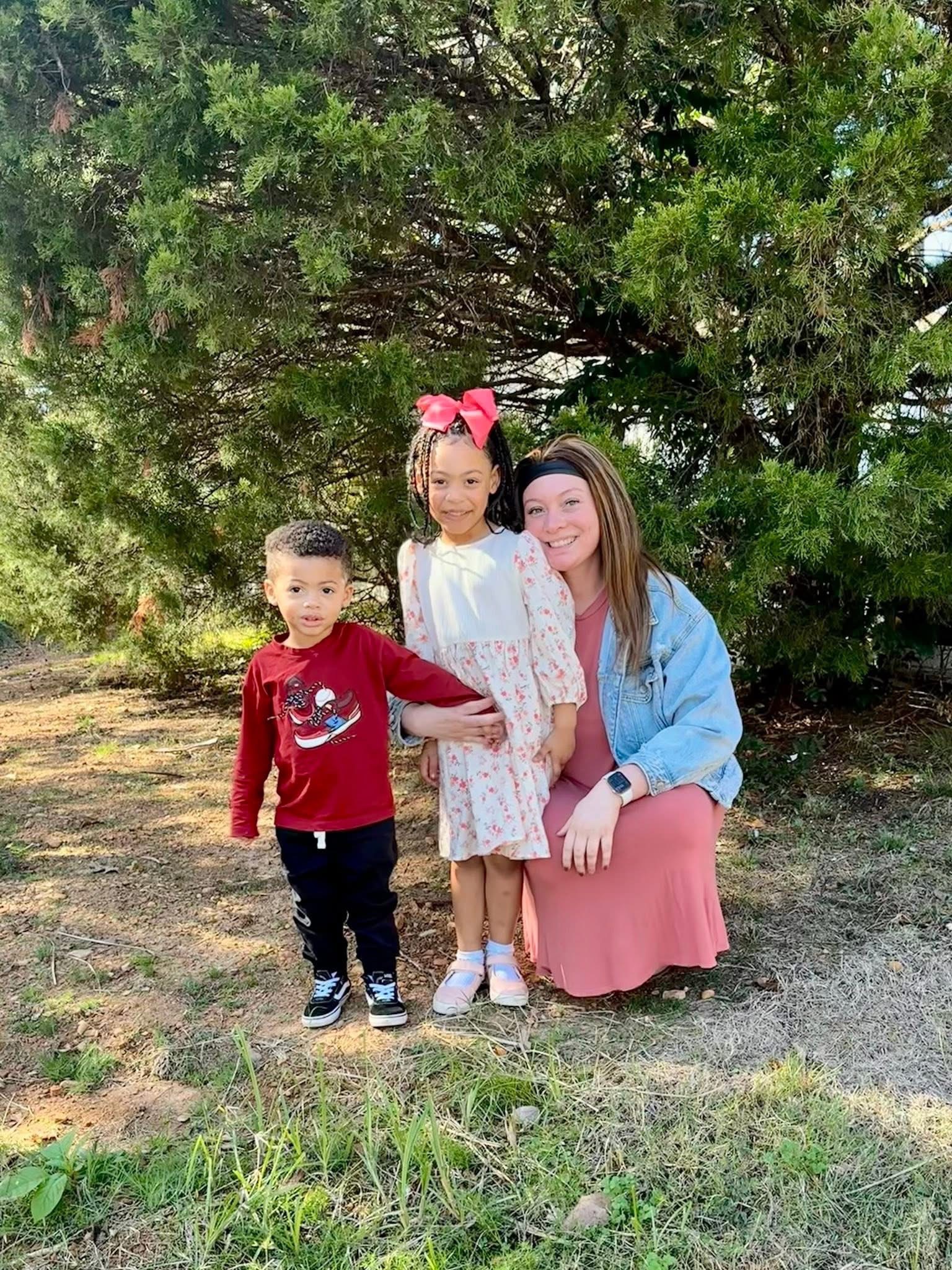 Single mother in need of urgent surgery campaign photo, 2 of 4